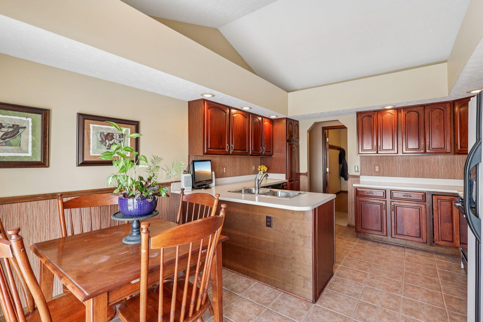 915 Winston Lane, Tipp City, Ohio 45371