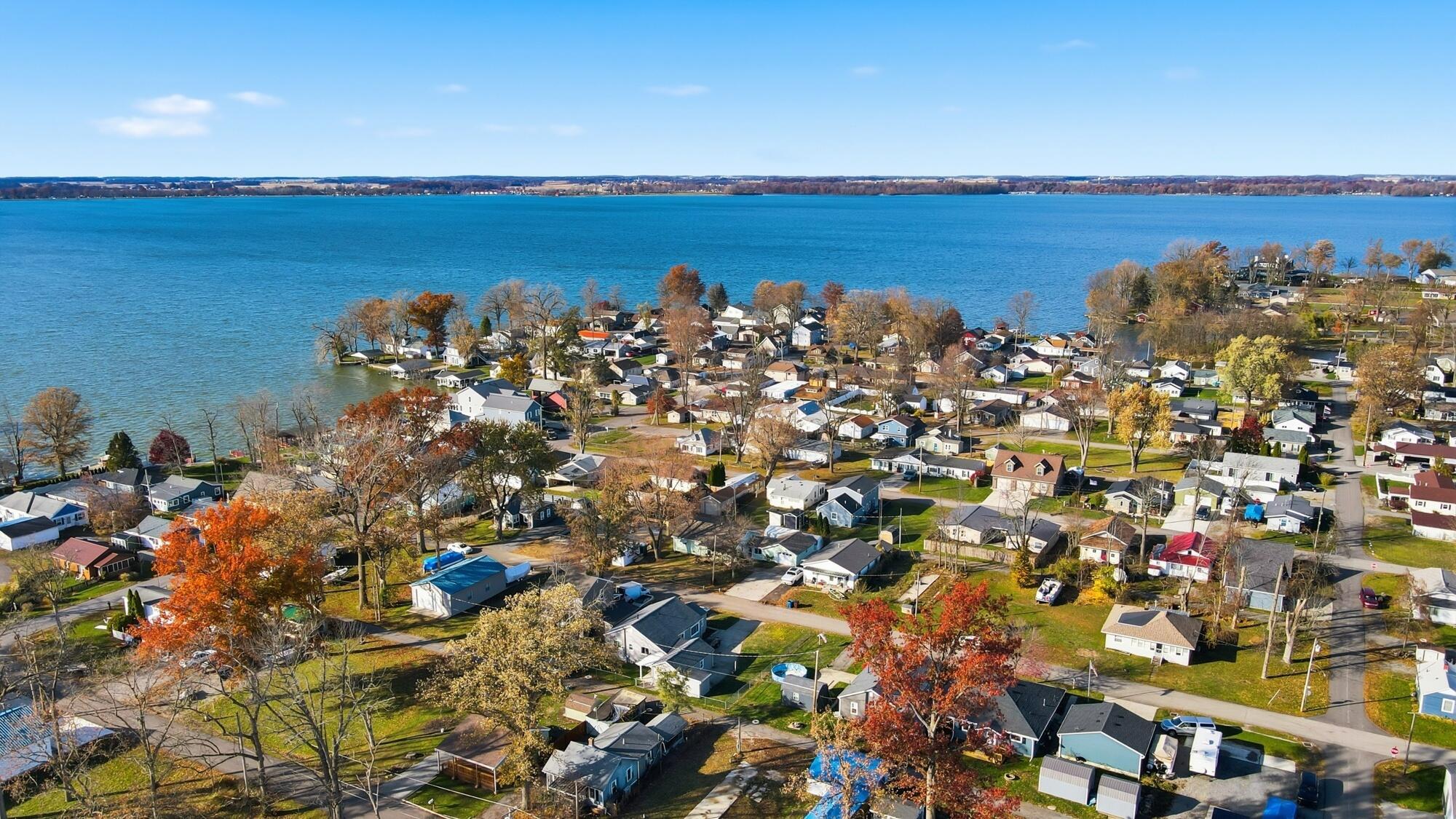 8990 Crescent Street, Lakeview, Ohio 43331