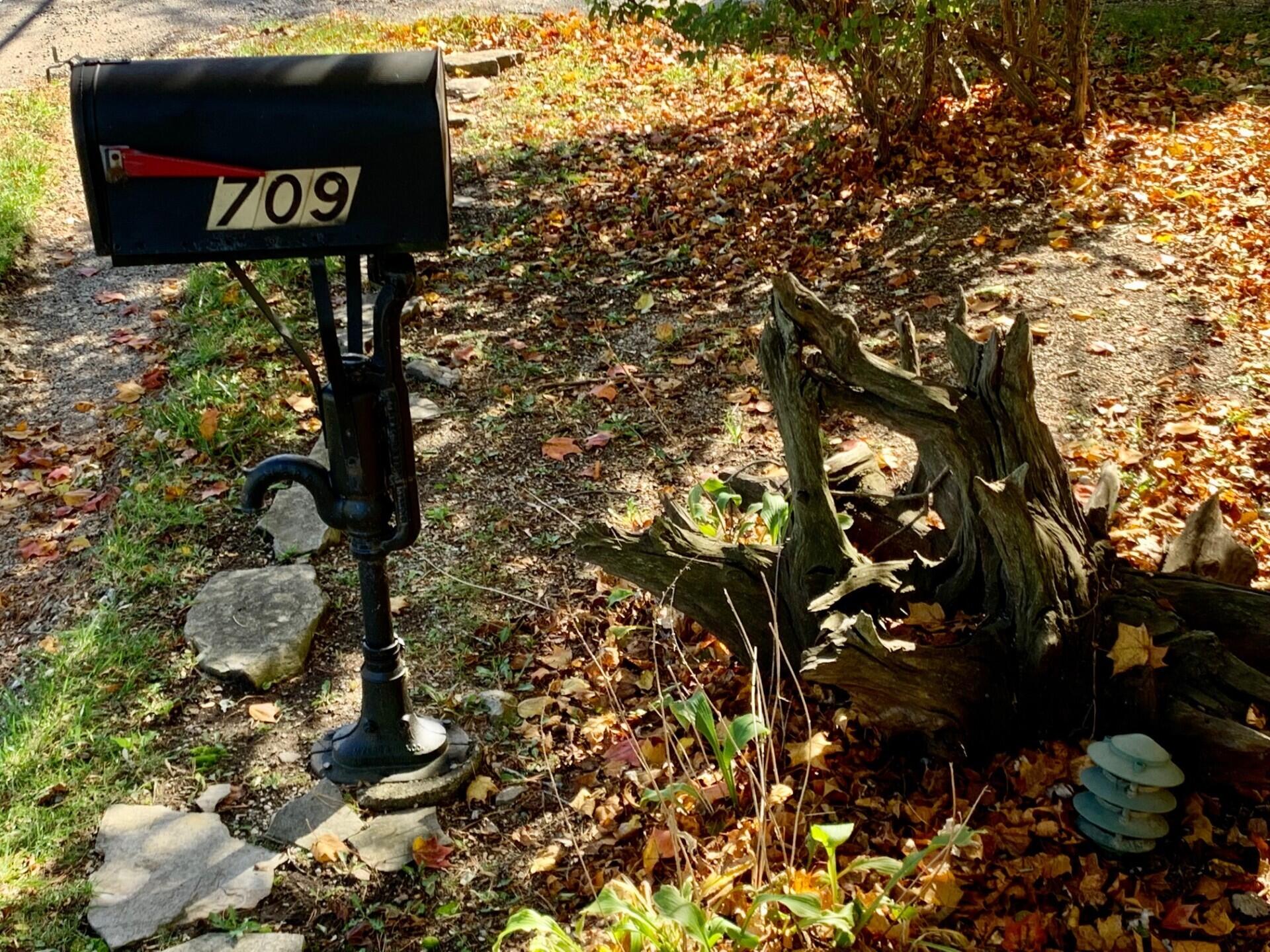 709 Shrine Road, Springfield, Ohio 45504