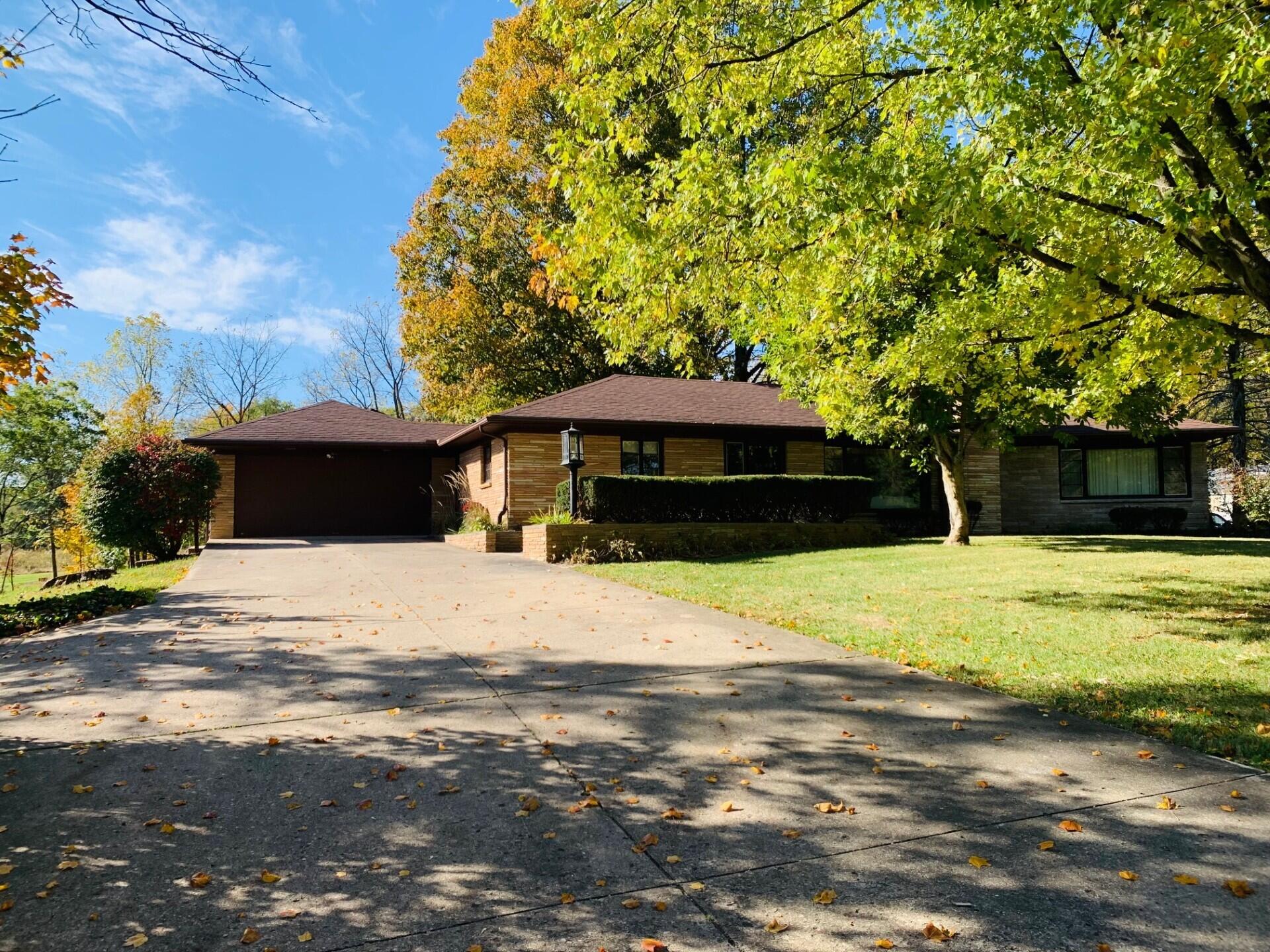 709 Shrine Road, Springfield, Ohio 45504