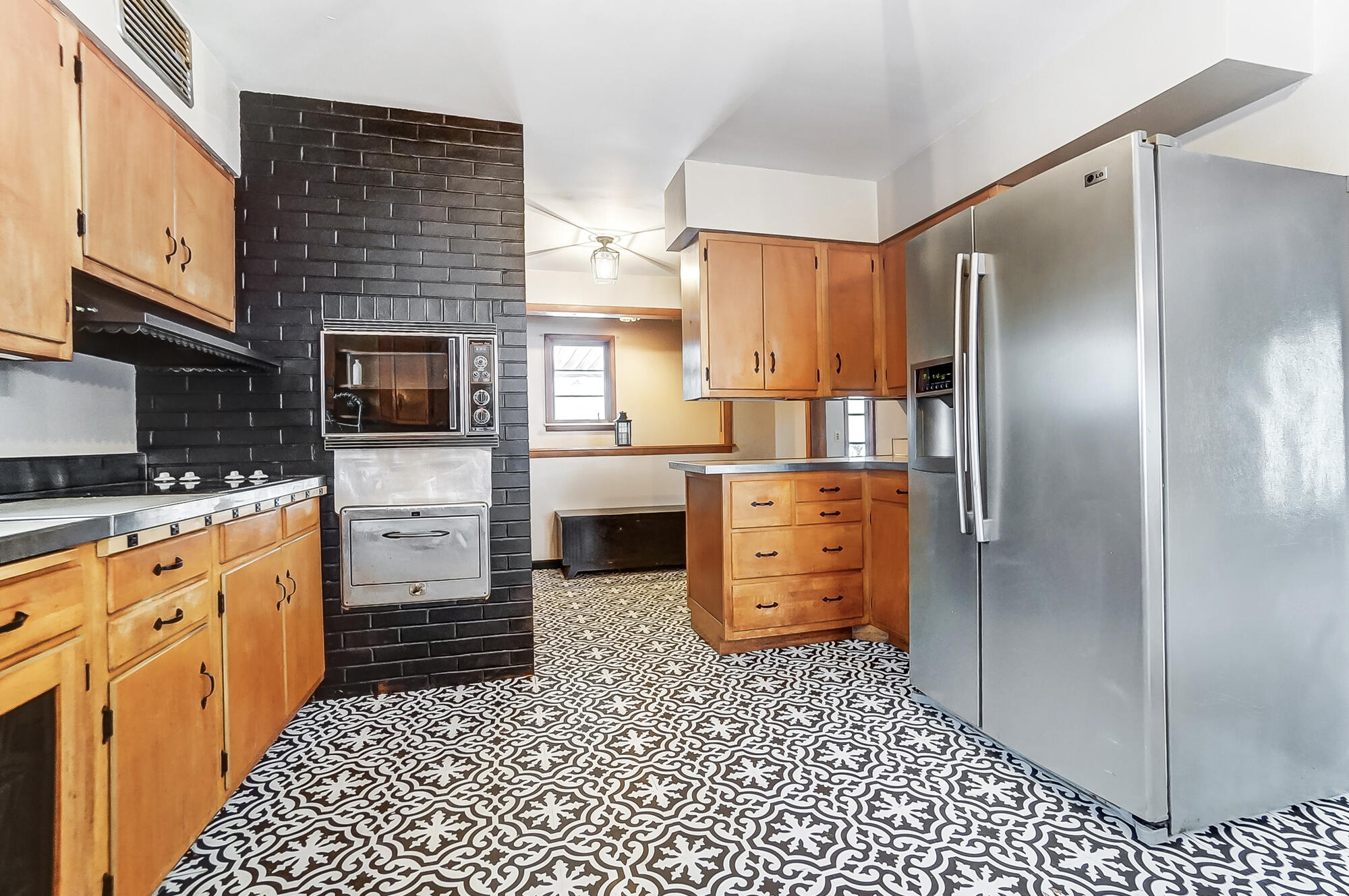 709 Shrine Road, Springfield, Ohio 45504