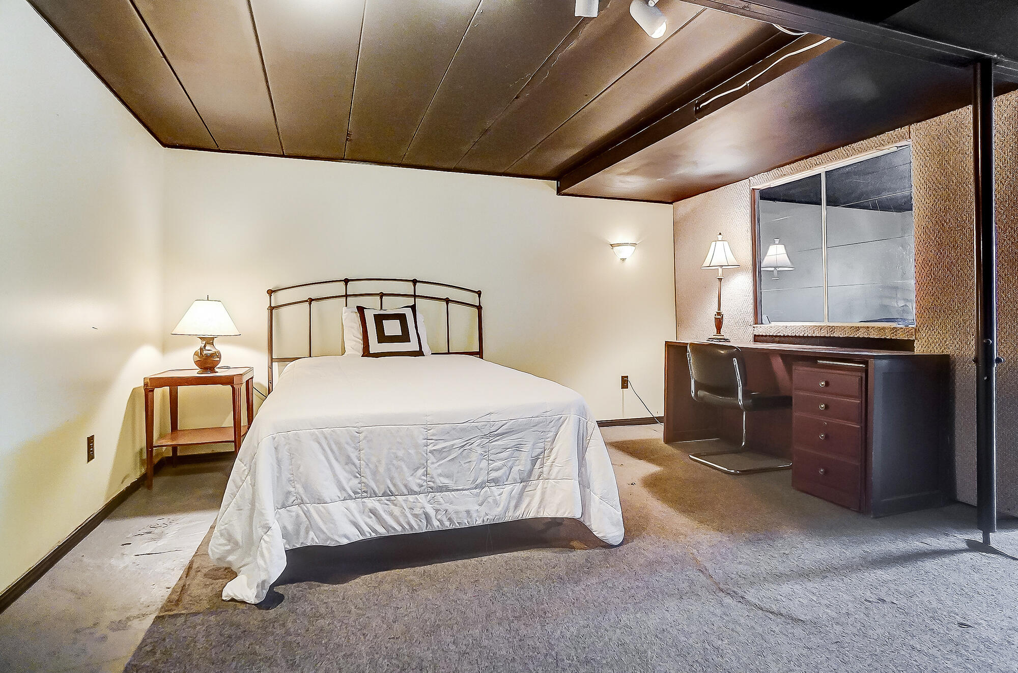 709 Shrine Road, Springfield, Ohio 45504