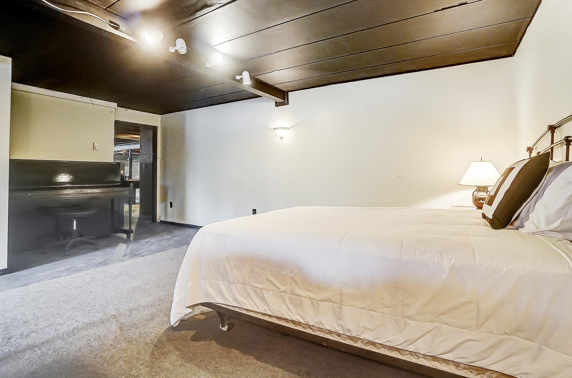 709 Shrine Road, Springfield, Ohio 45504