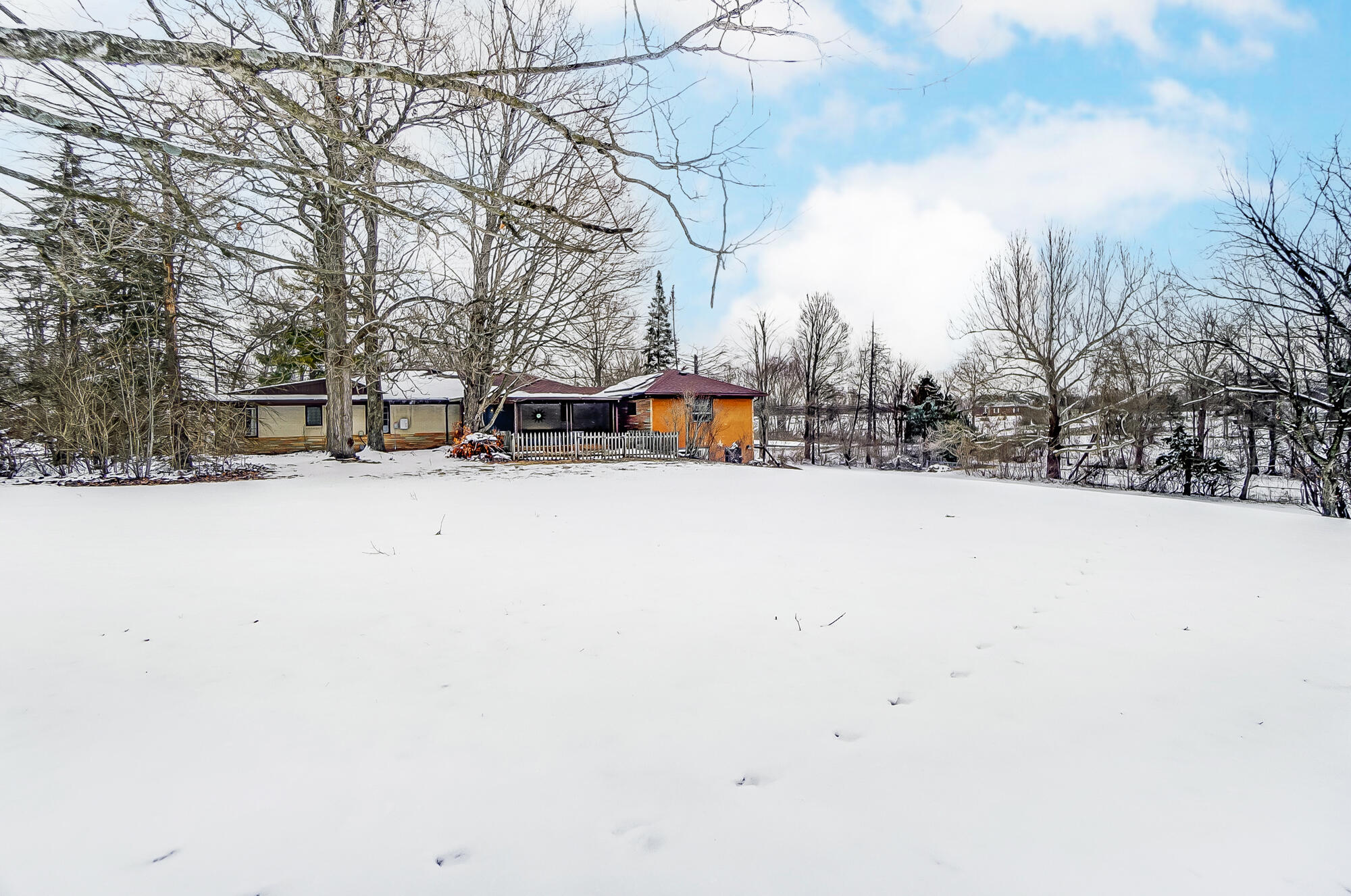 709 Shrine Road, Springfield, Ohio 45504