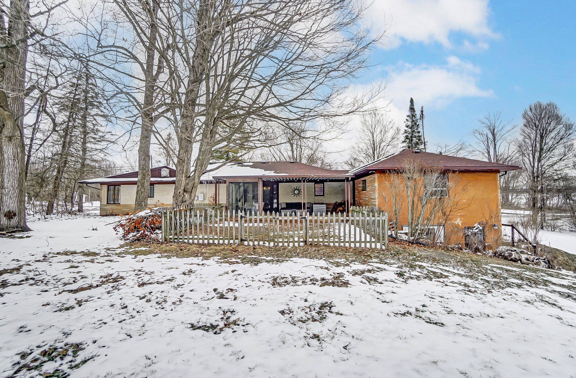 709 Shrine Road, Springfield, Ohio 45504