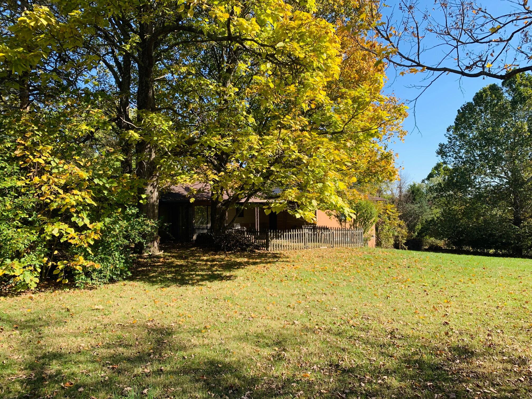 709 Shrine Road, Springfield, Ohio 45504