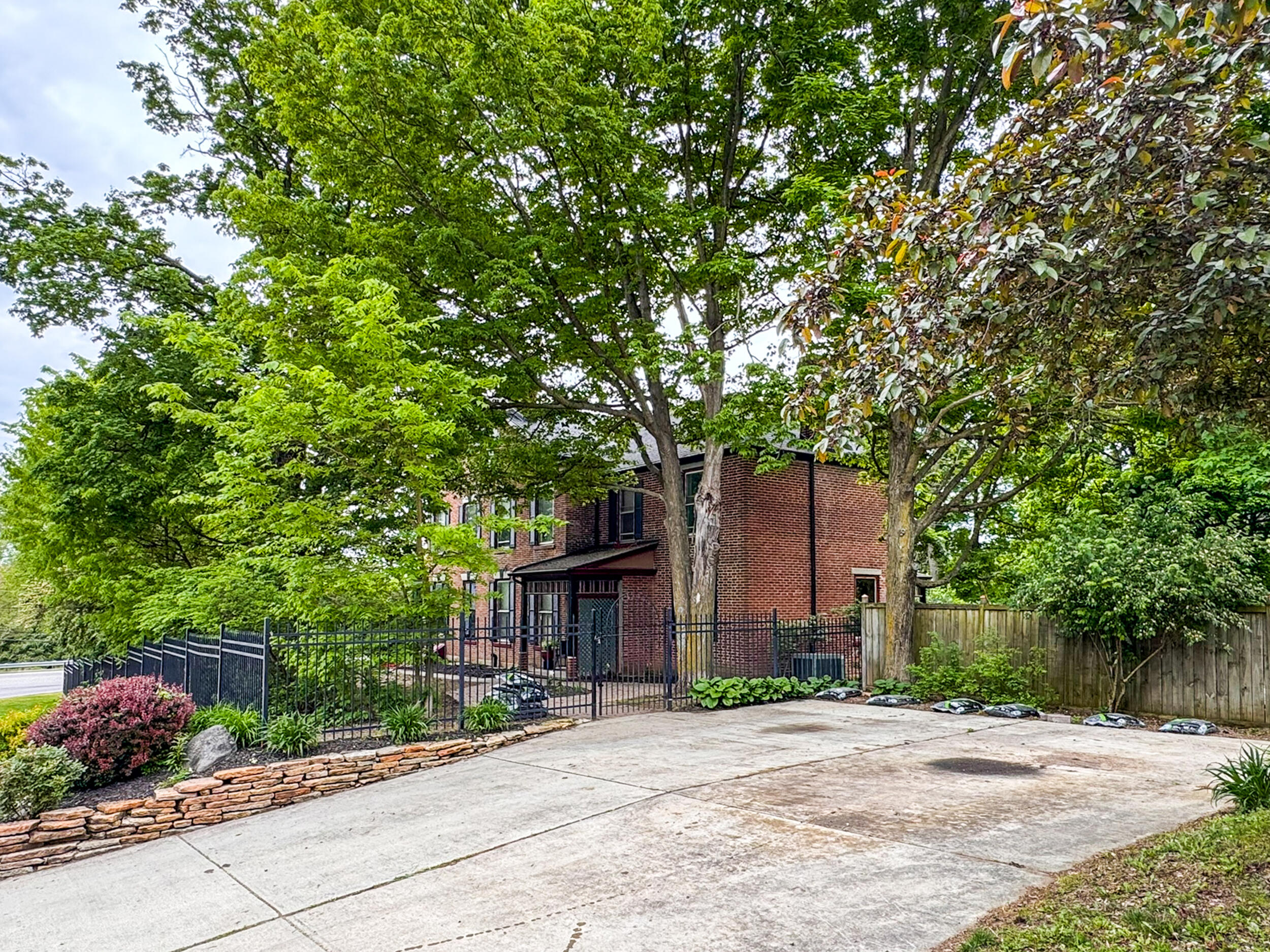 361 Upper Valley Pike, Springfield, Ohio 45504