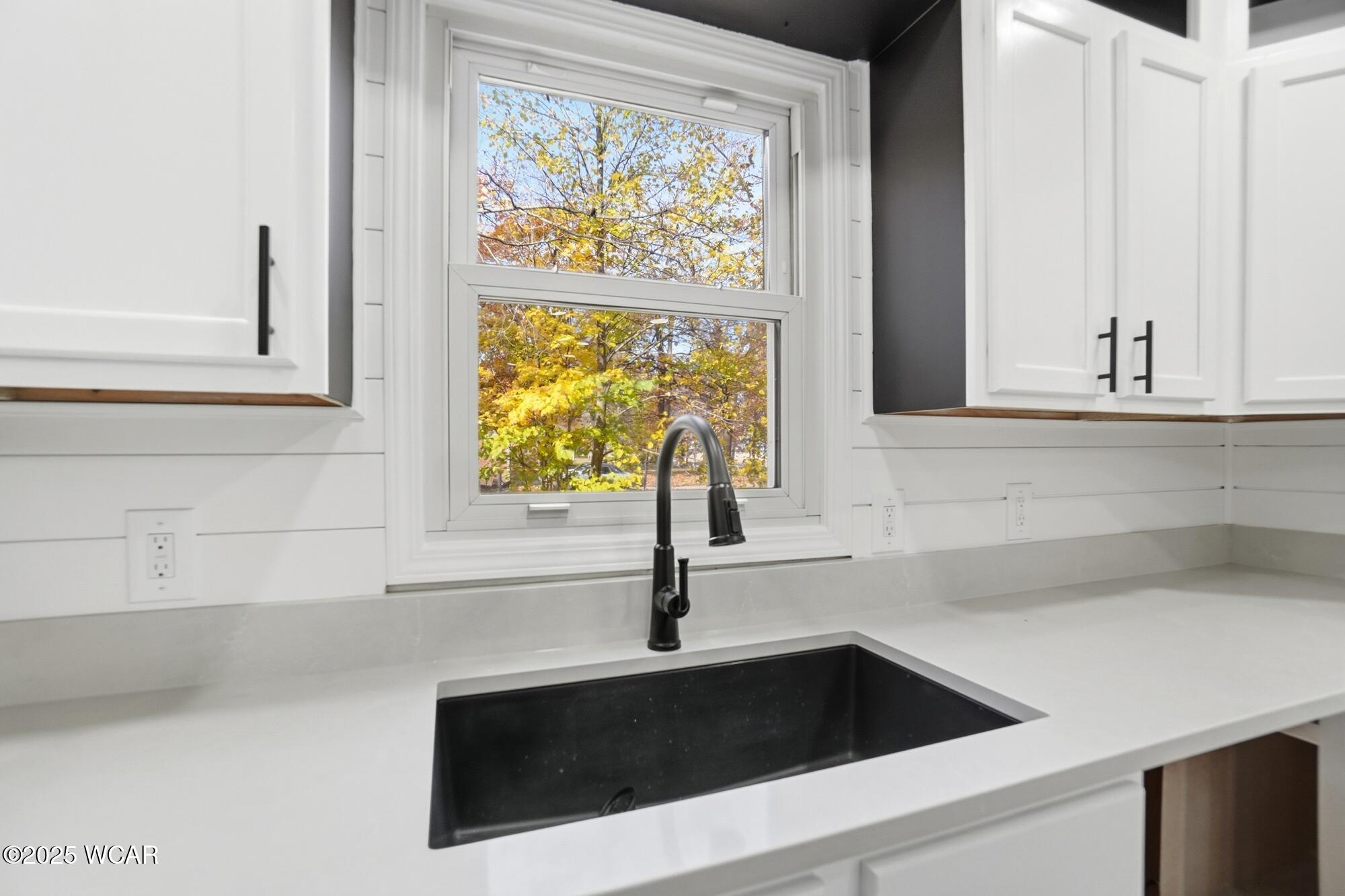 5600 Hanthorn Road, Lima, Ohio