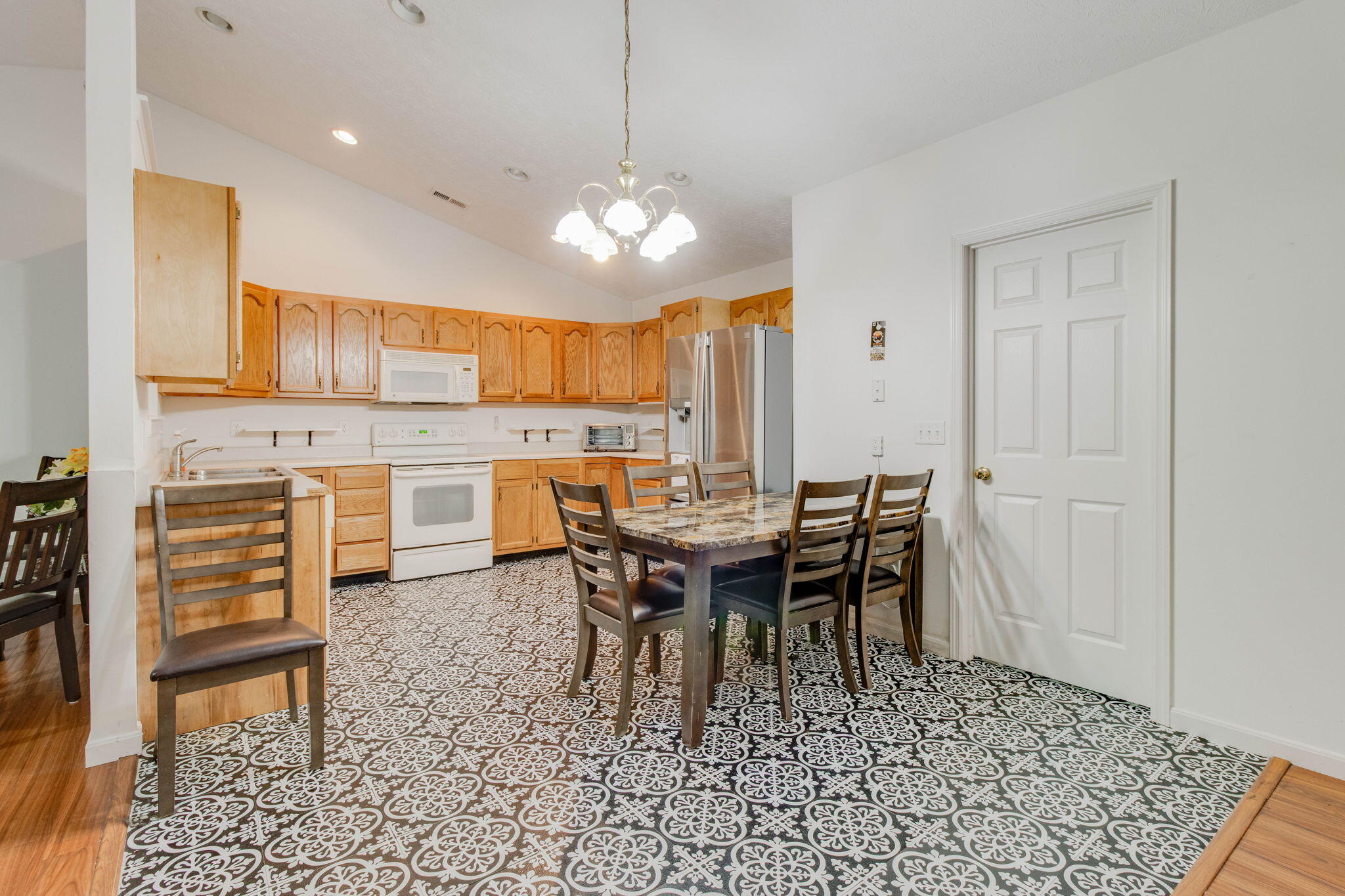 4214 Pheasant Court, Huber Heights, Ohio 45424