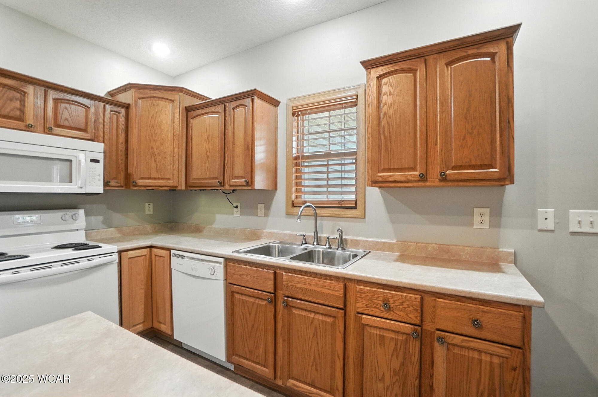 2921 Lilly Drive, Lima, Ohio