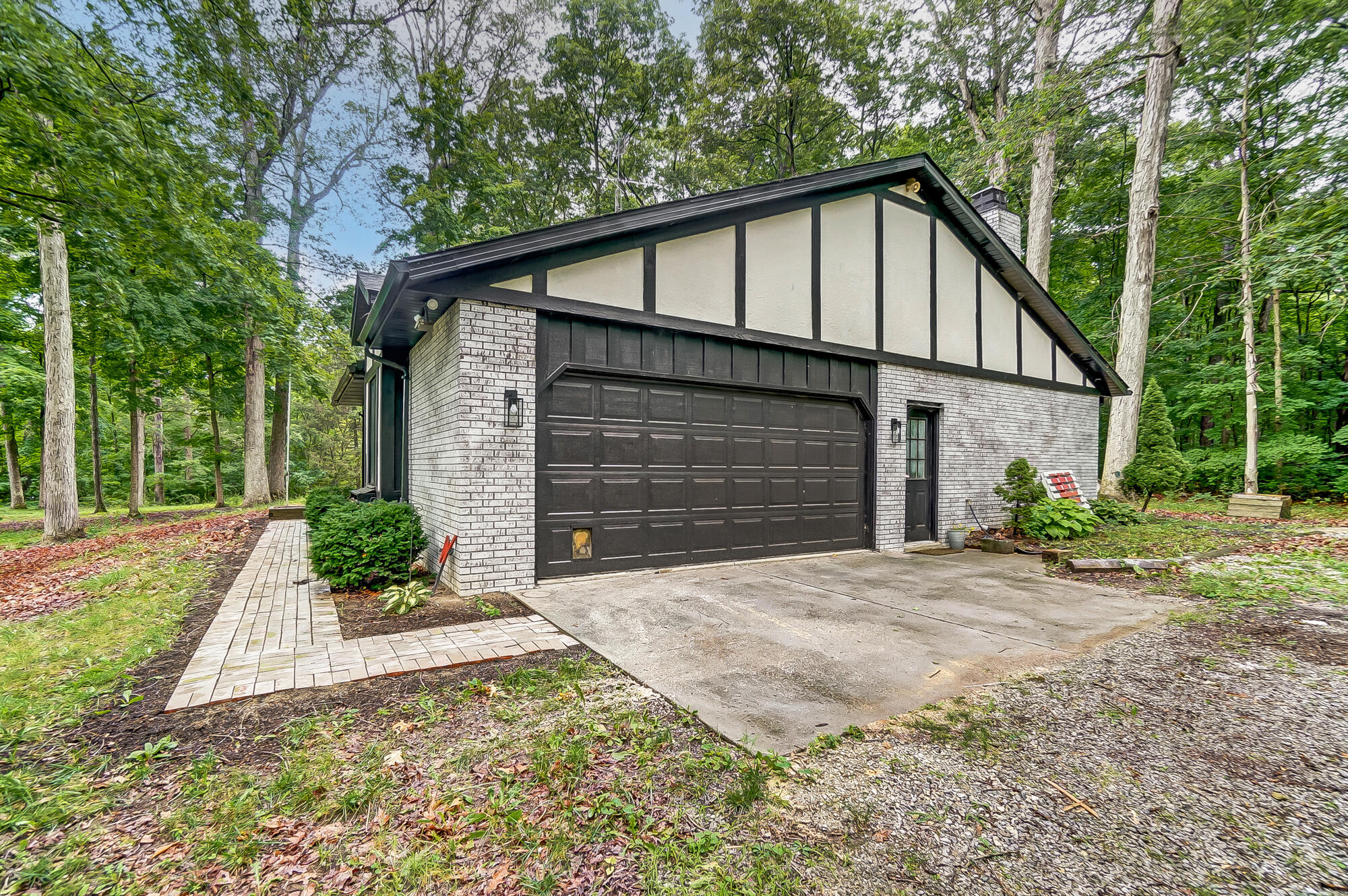 22284 State Route 198, Wapakoneta, Ohio 45895