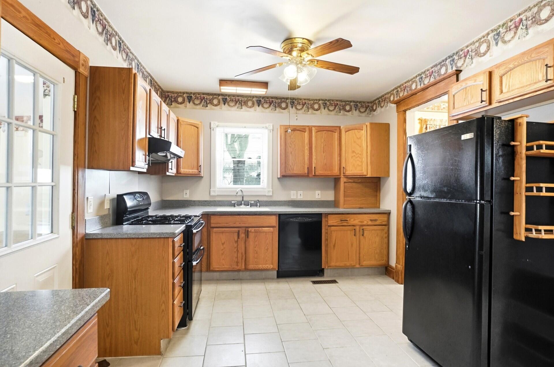 735 Main Street, Lima, Ohio 45801