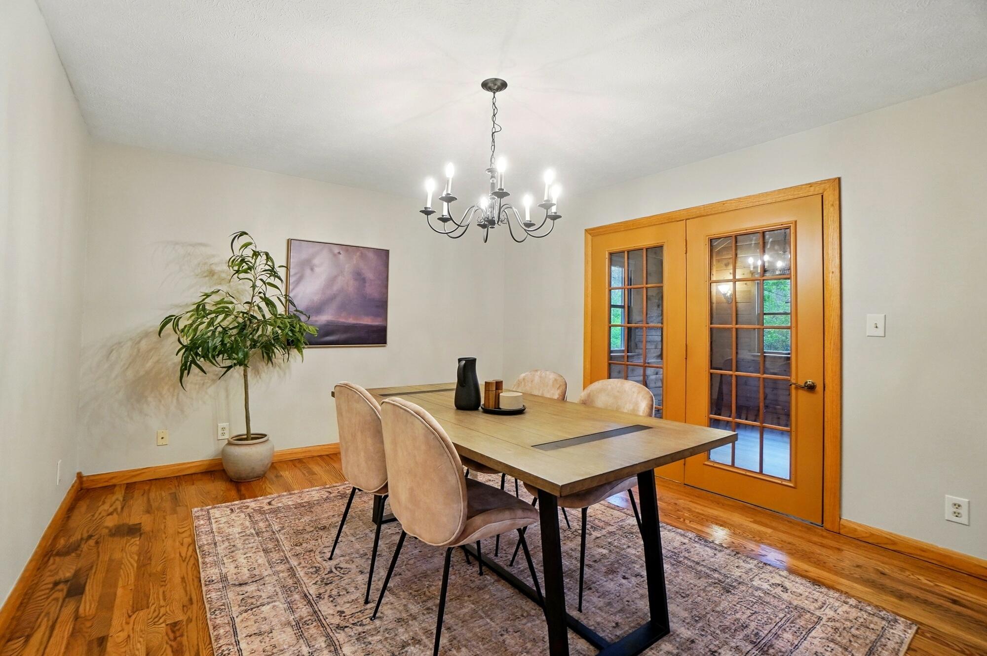 81 Country Road, Urbana, Ohio 43078