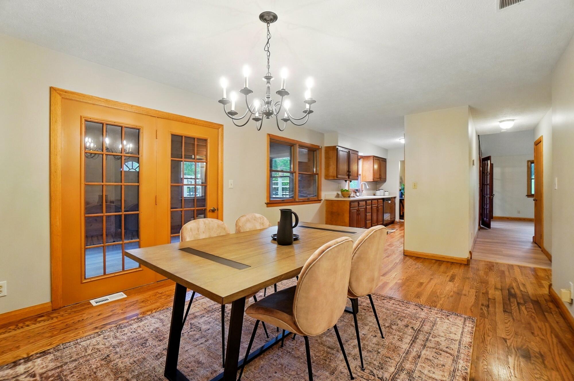 81 Country Road, Urbana, Ohio 43078