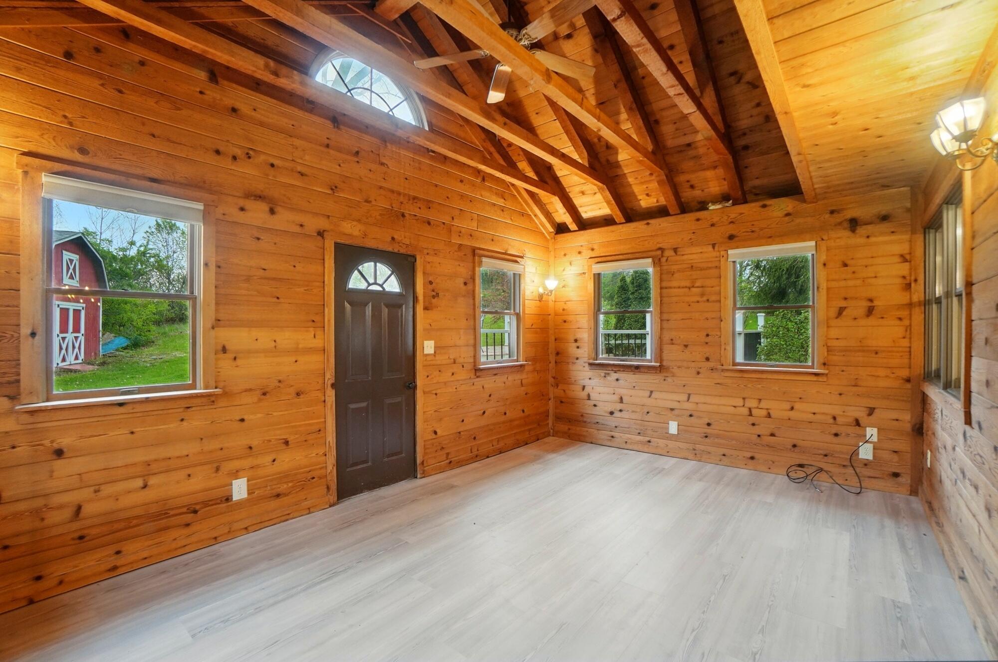 81 Country Road, Urbana, Ohio 43078