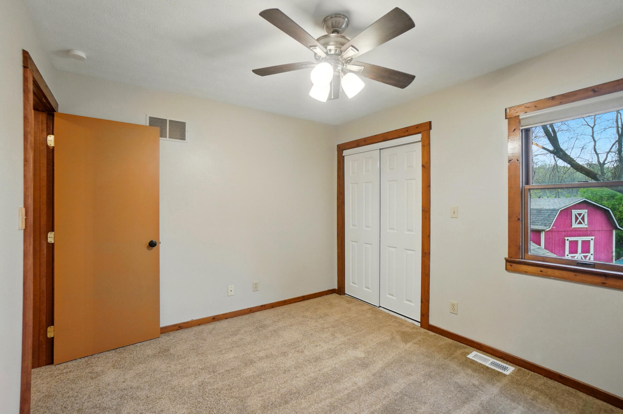 81 Country Road, Urbana, Ohio 43078