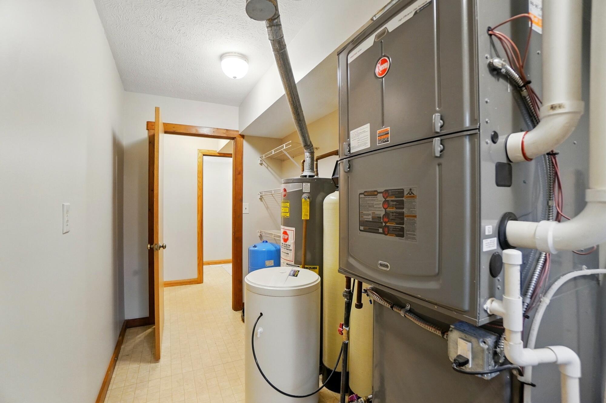 81 Country Road, Urbana, Ohio 43078