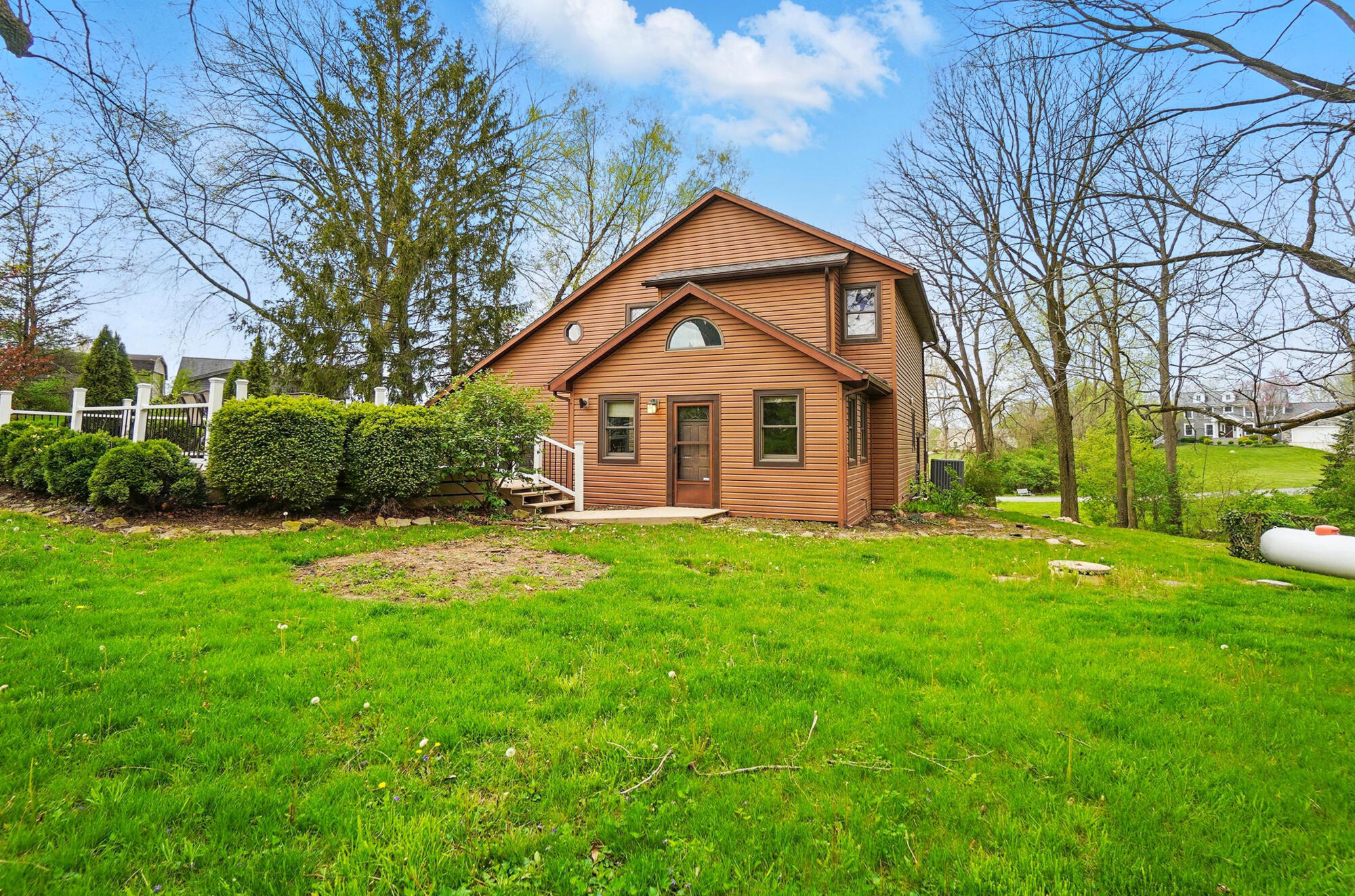 81 Country Road, Urbana, Ohio 43078