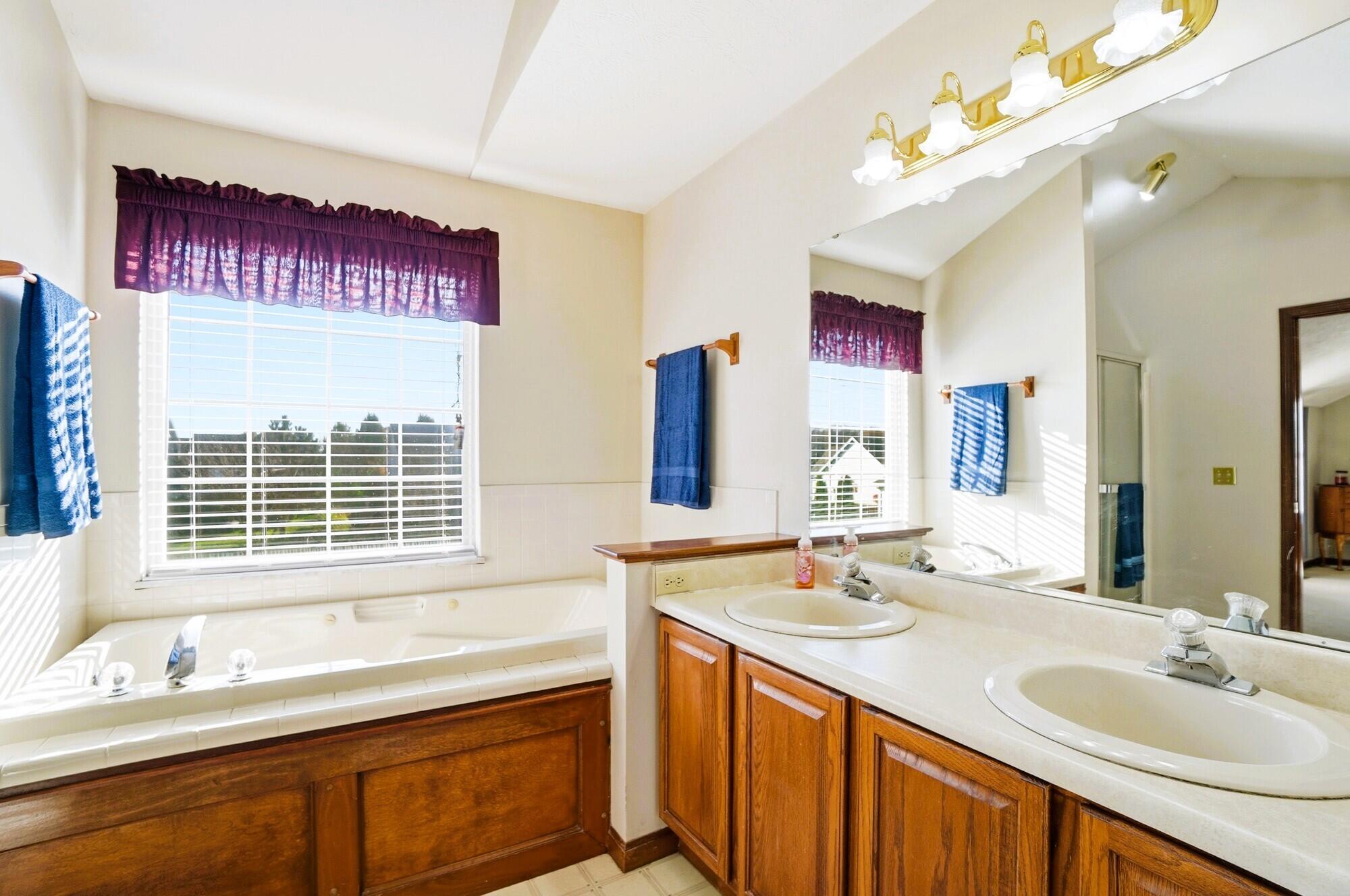 1325 Northfield Court, Springfield, Ohio 45502