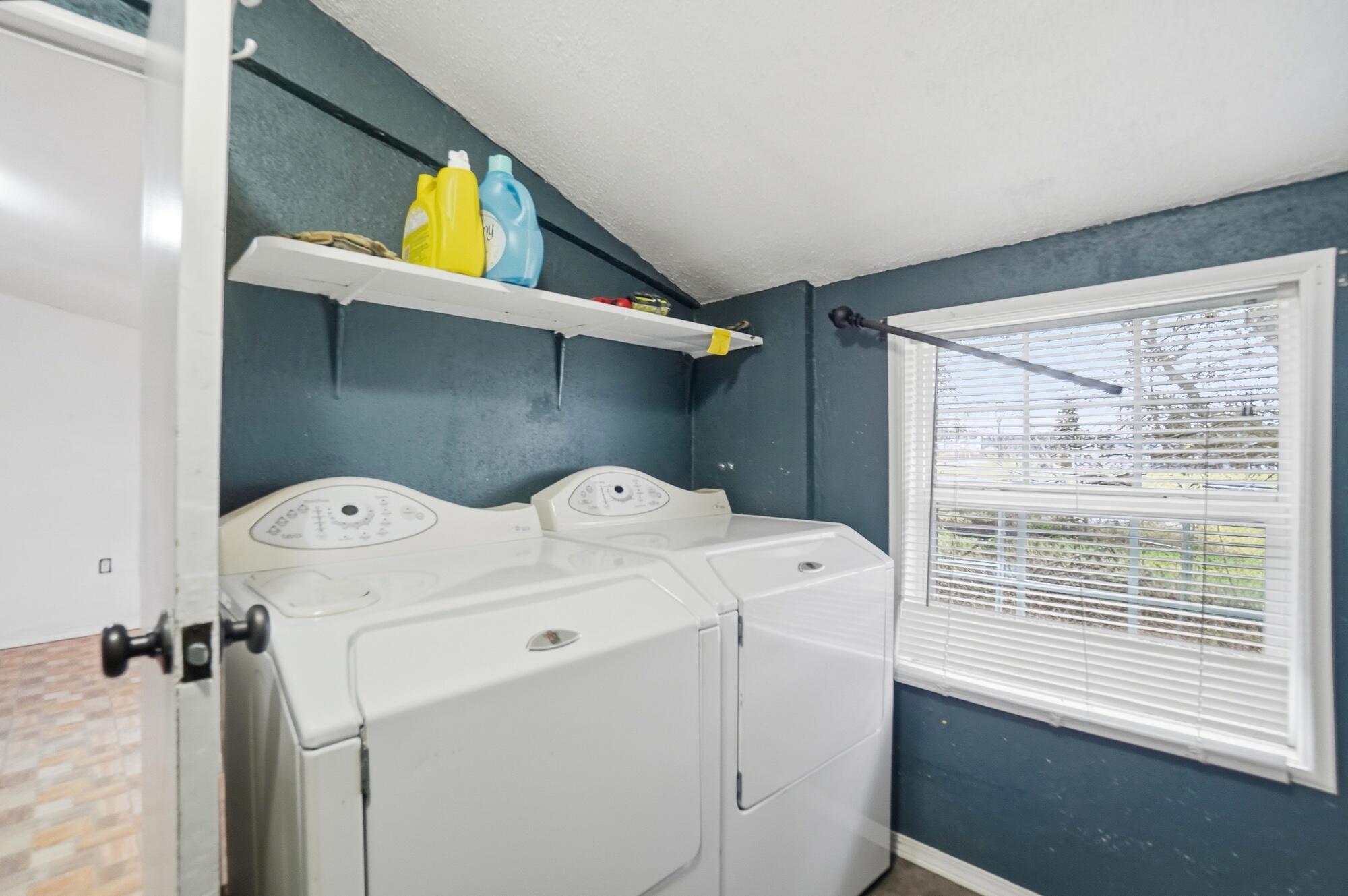 2327 Phillips Road, Harrod, Ohio 45850