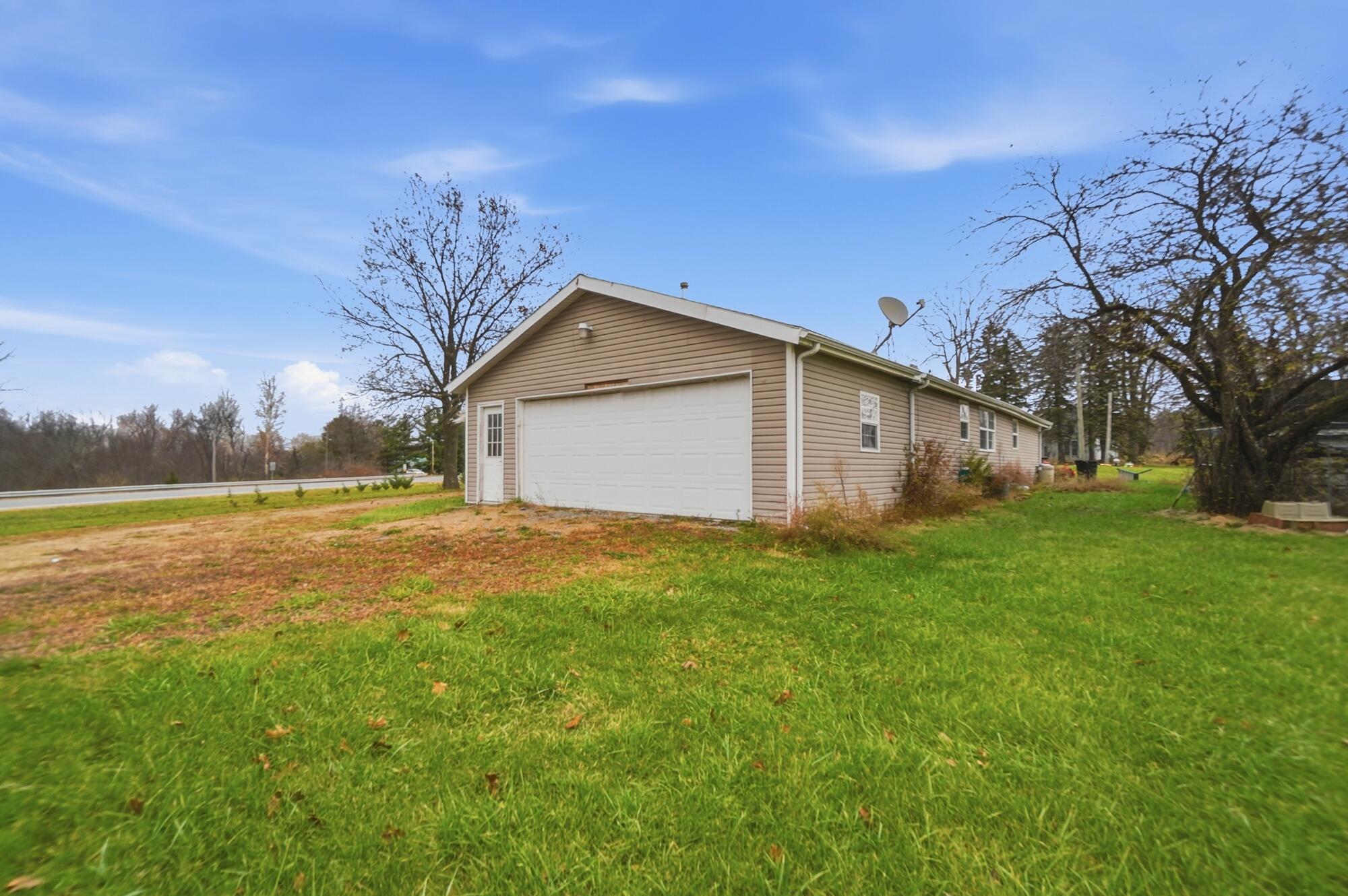 2327 Phillips Road, Harrod, Ohio 45850