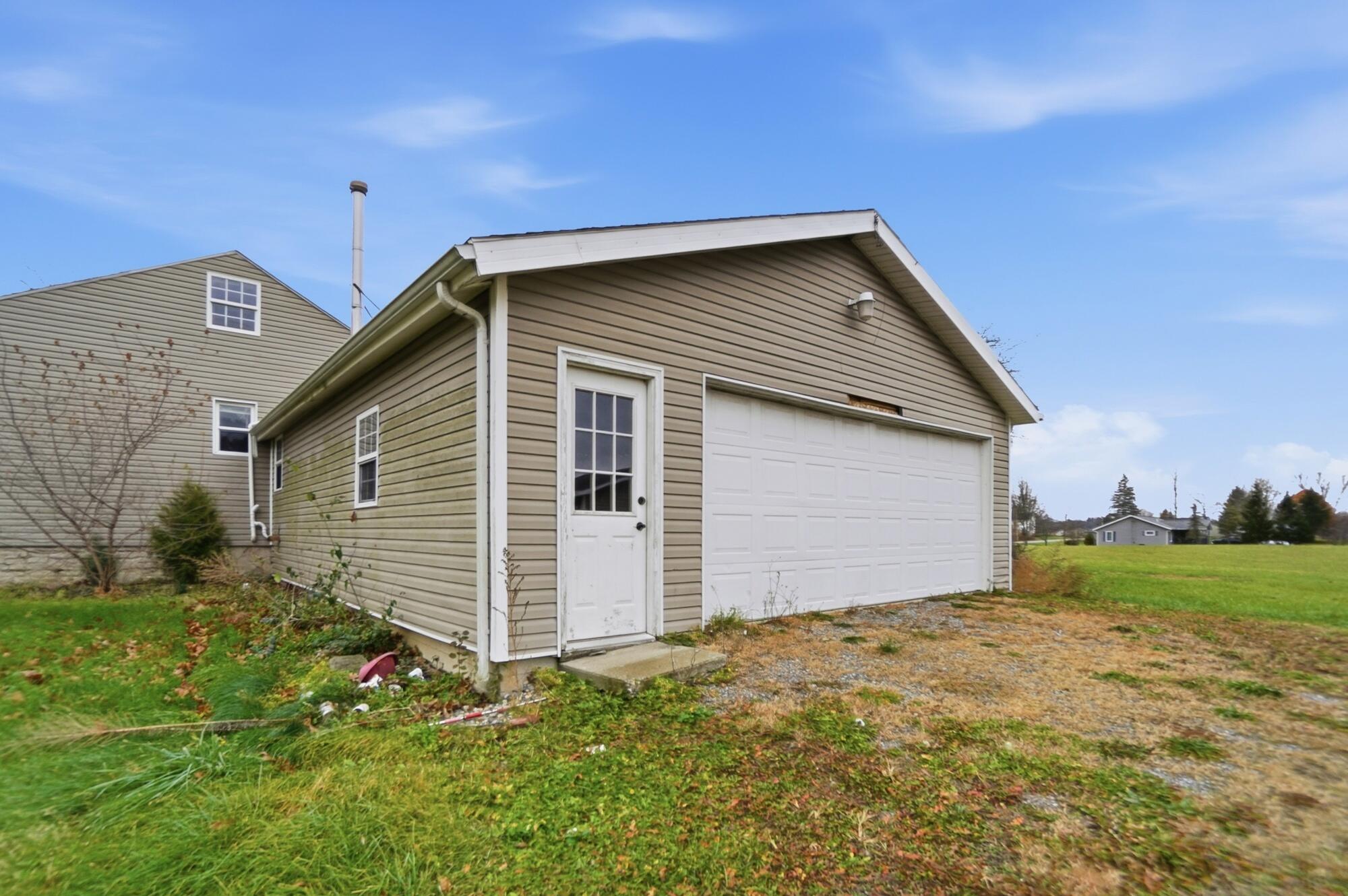 2327 Phillips Road, Harrod, Ohio 45850