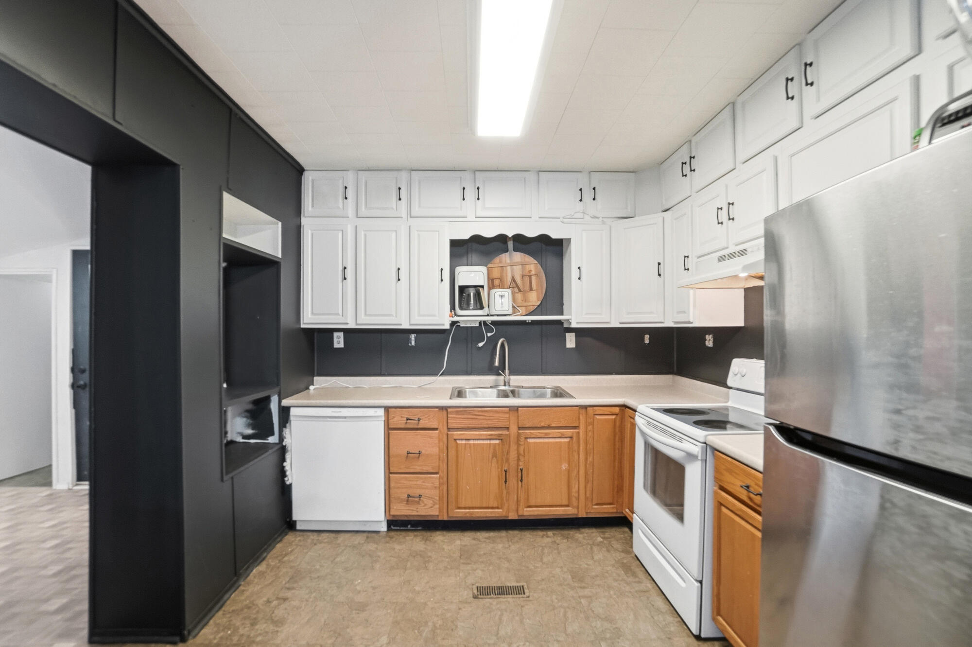 2327 Phillips Road, Harrod, Ohio 45850