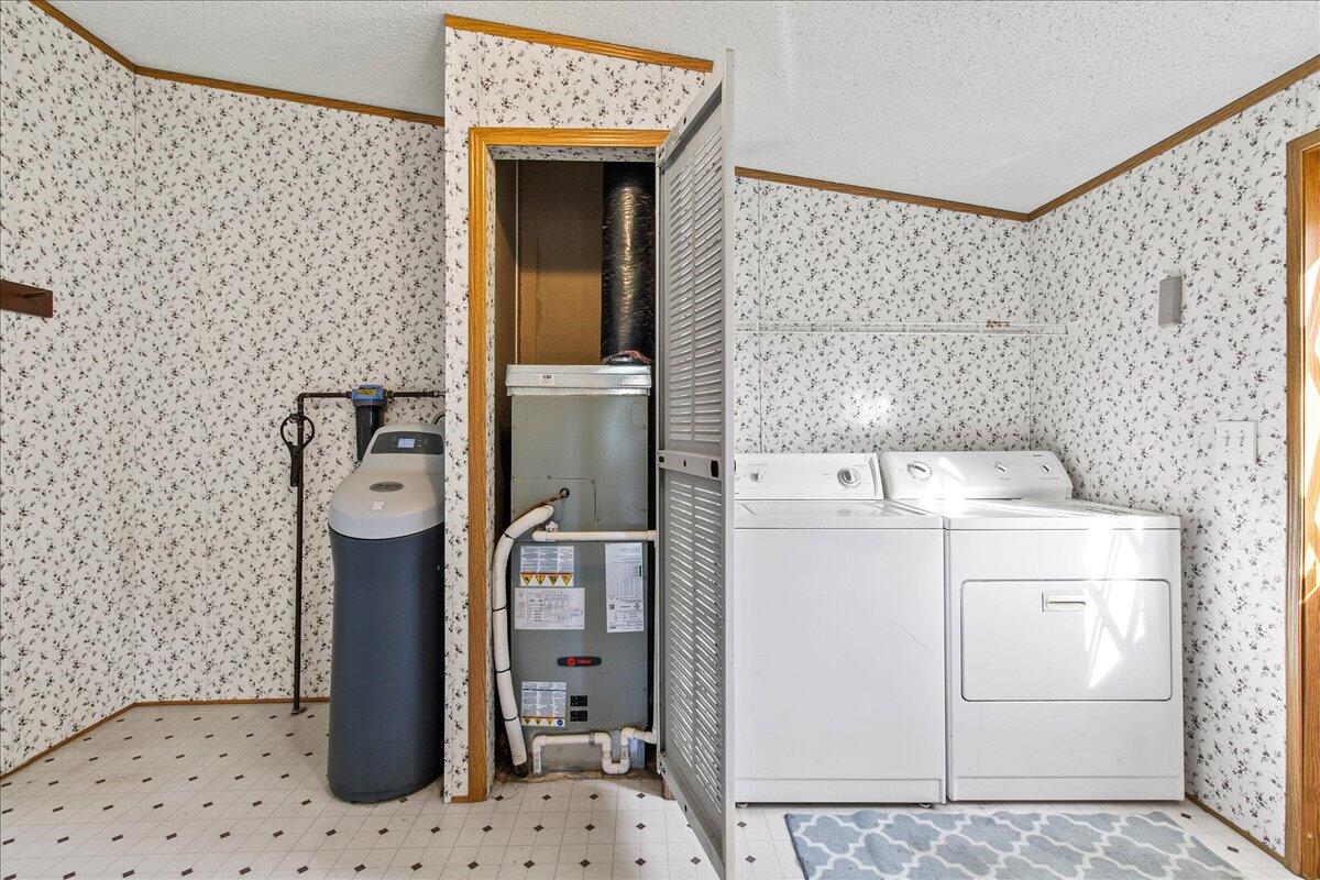 4921 Hawk Road, Mechanicsburg, Ohio 43044