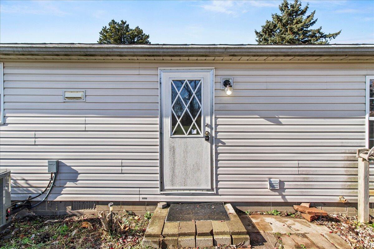 4921 Hawk Road, Mechanicsburg, Ohio 43044