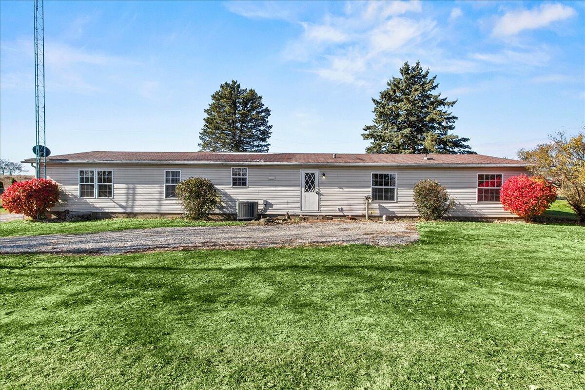 4921 Hawk Road, Mechanicsburg, Ohio 43044