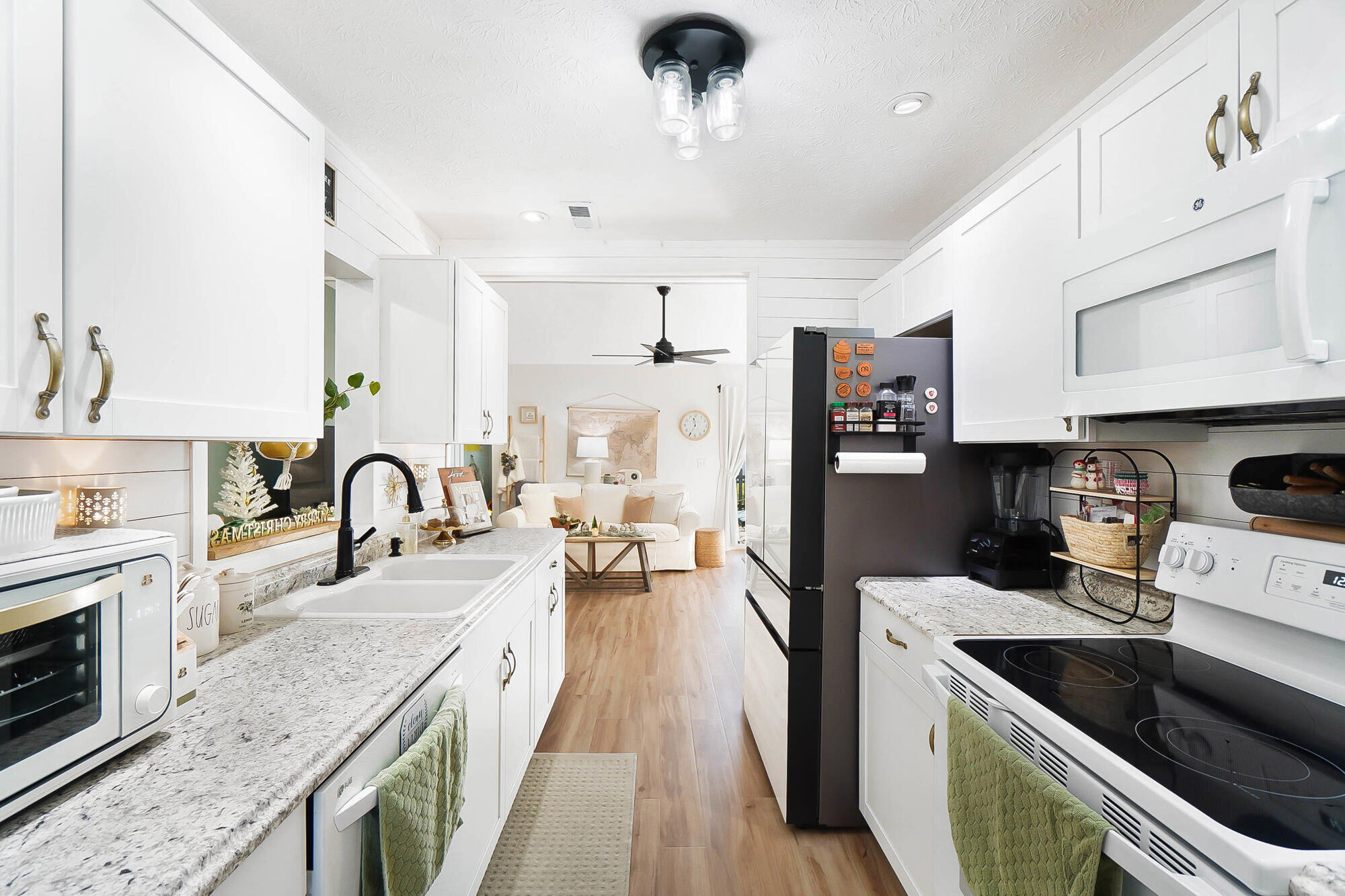 1976 Swallowtail Court, Clayton, Ohio 45315