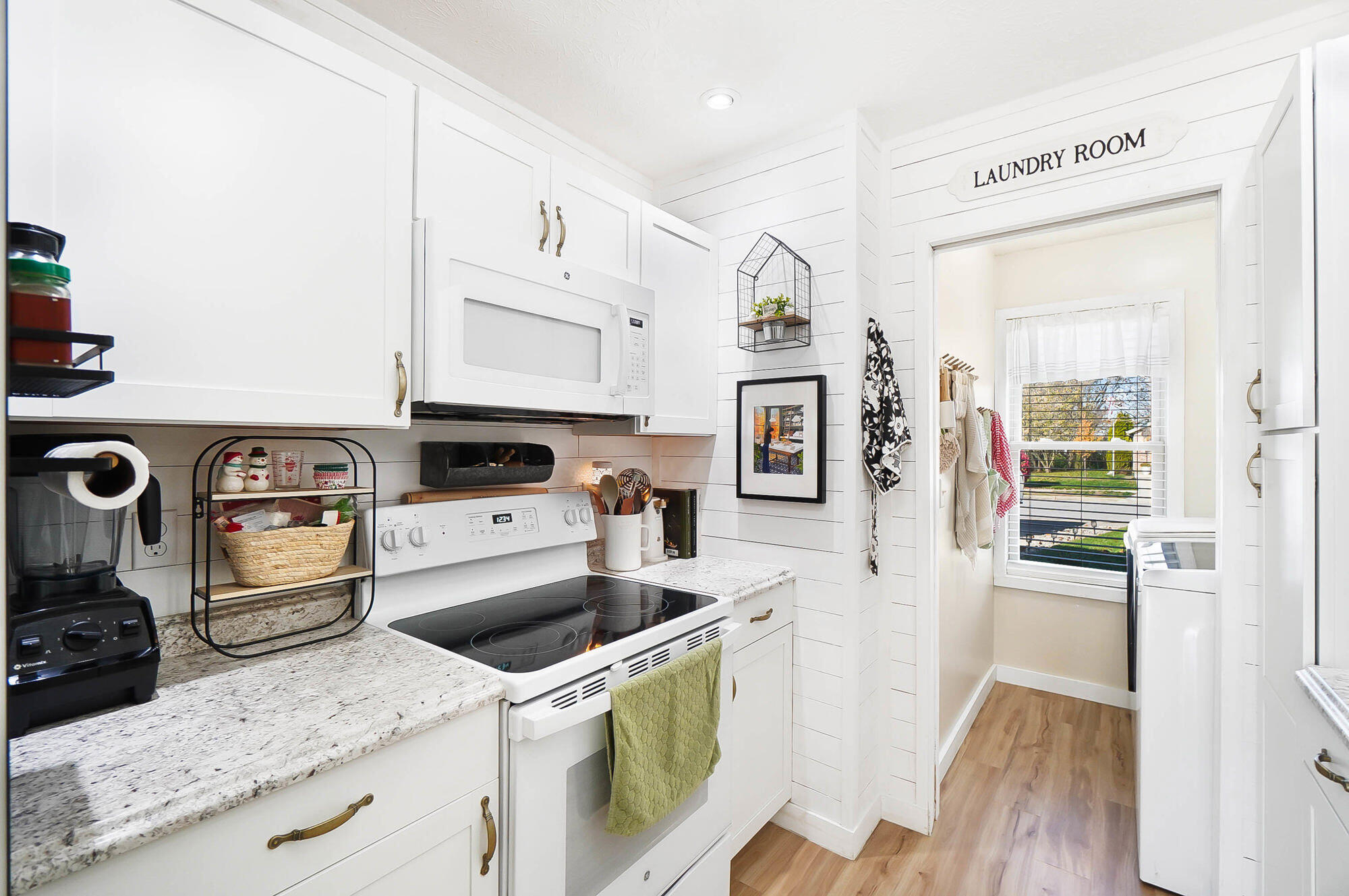 1976 Swallowtail Court, Clayton, Ohio 45315