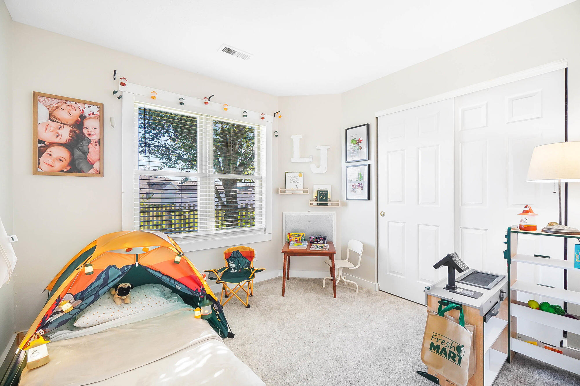 1976 Swallowtail Court, Clayton, Ohio 45315