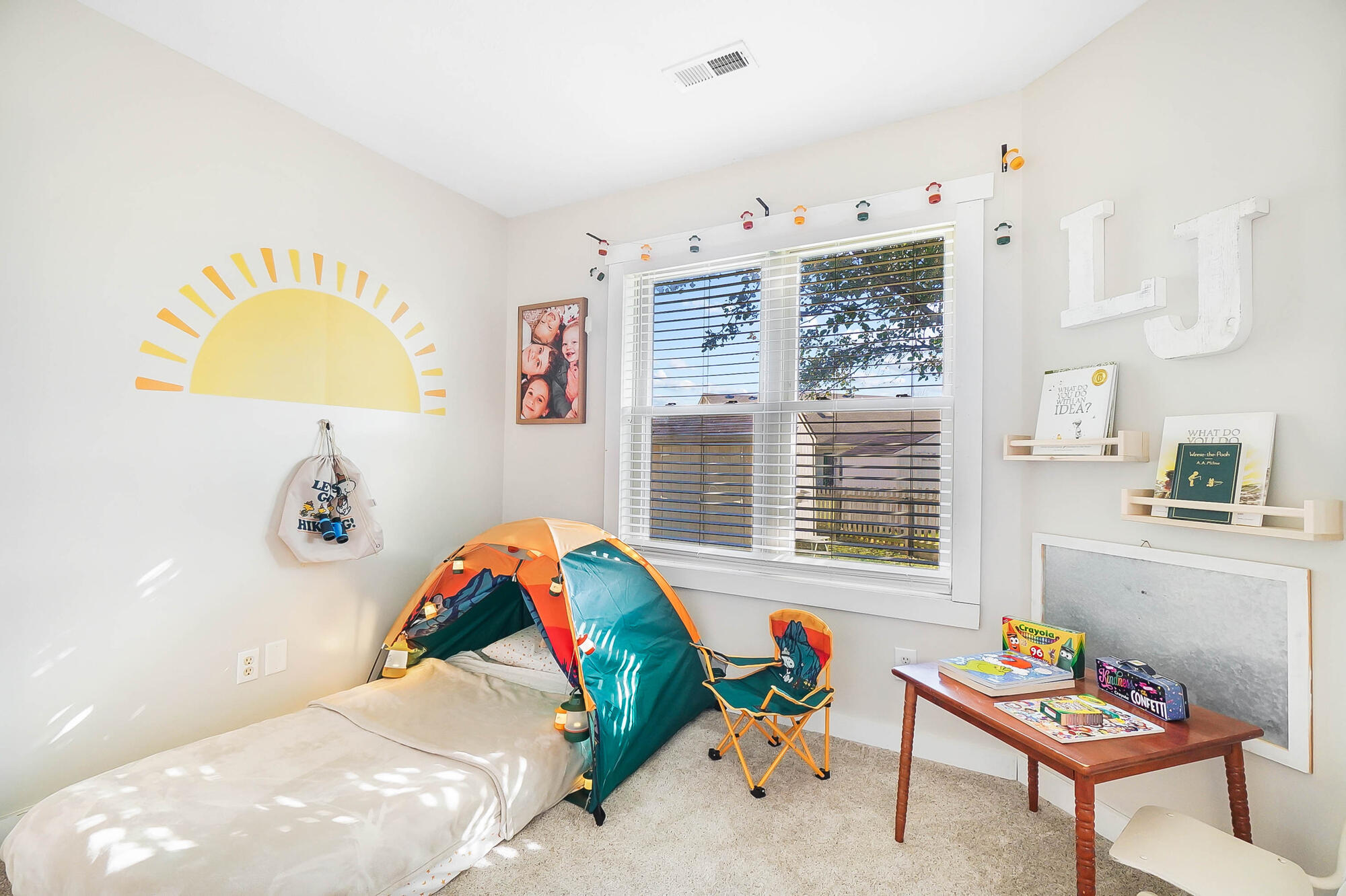 1976 Swallowtail Court, Clayton, Ohio 45315