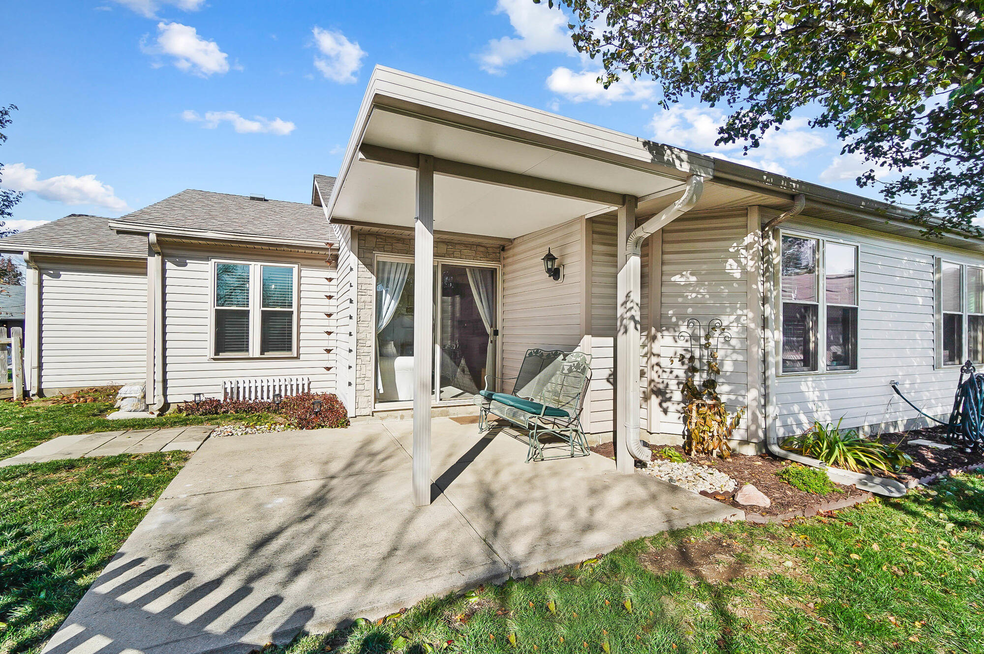 1976 Swallowtail Court, Clayton, Ohio 45315