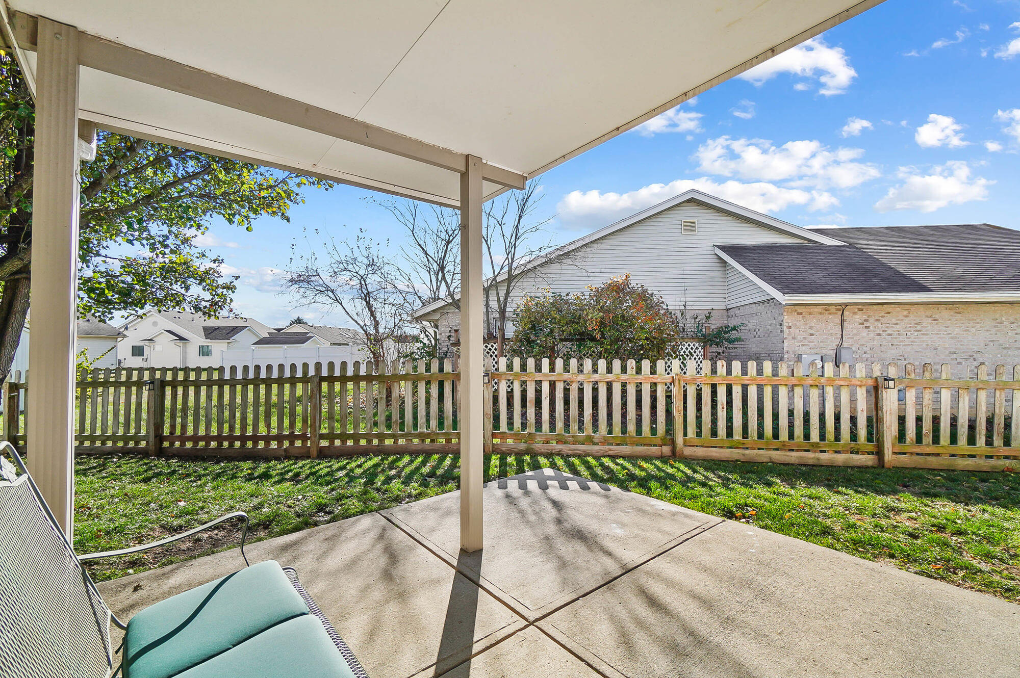 1976 Swallowtail Court, Clayton, Ohio 45315