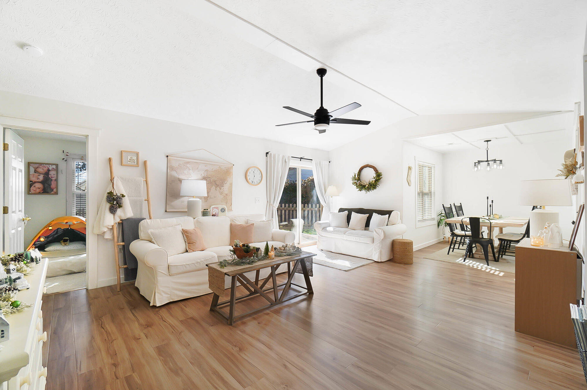 1976 Swallowtail Court, Clayton, Ohio 45315