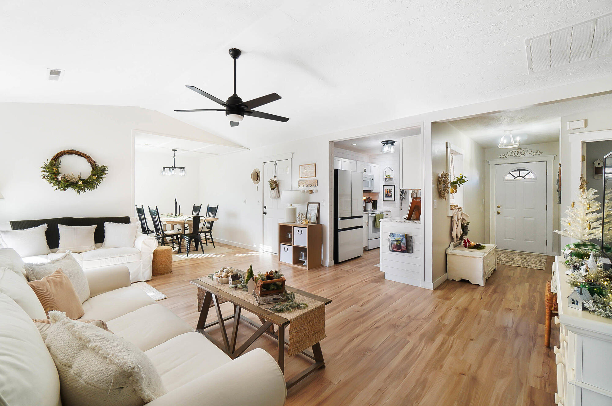 1976 Swallowtail Court, Clayton, Ohio 45315