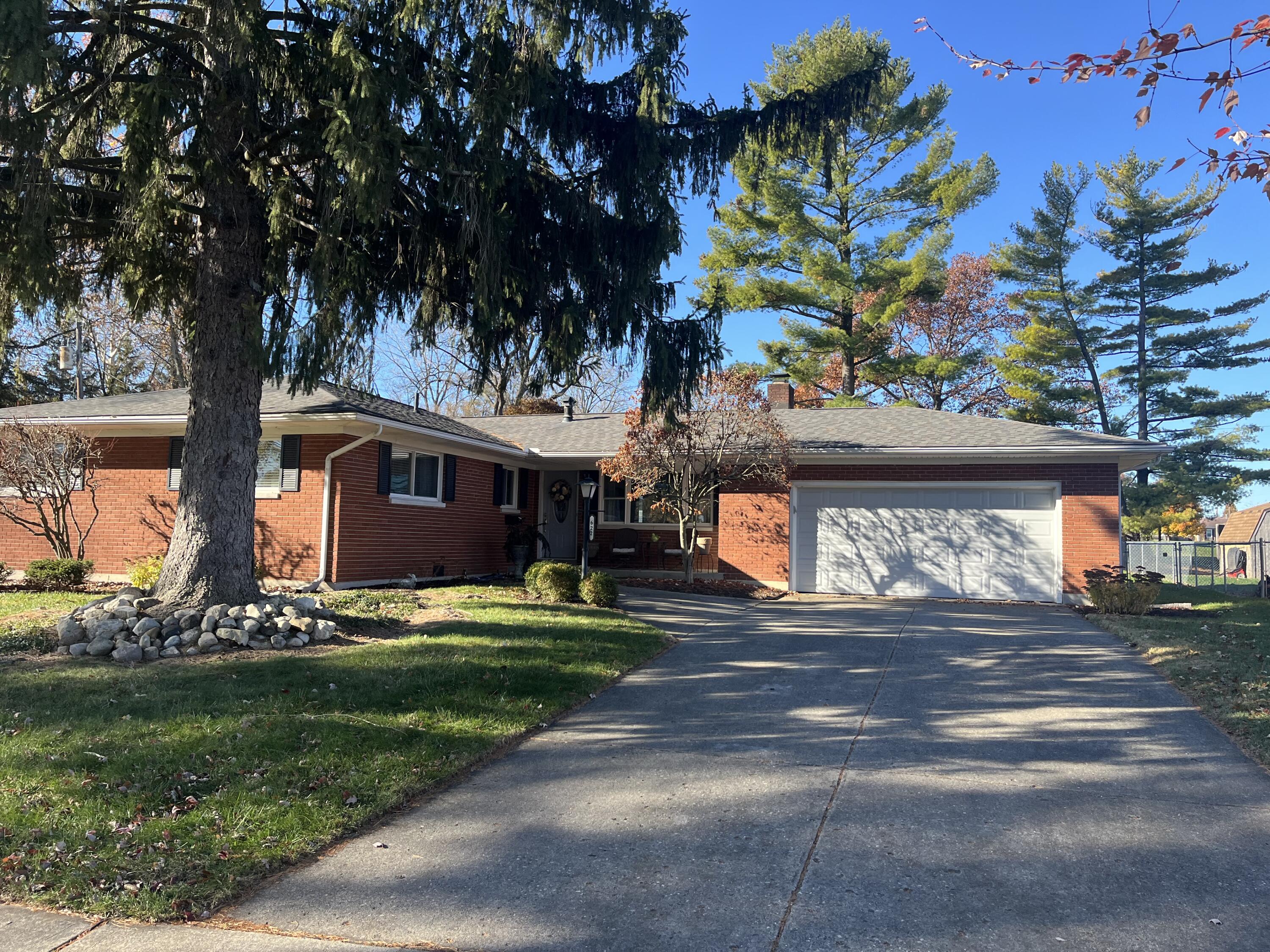 622 Windsor Road, Troy, Ohio 45373