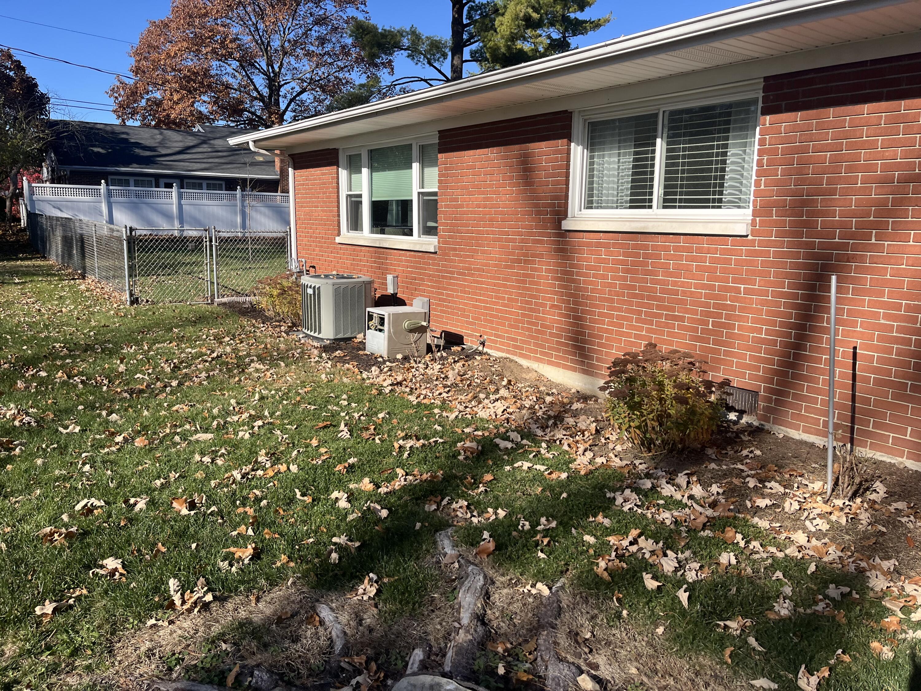 622 Windsor Road, Troy, Ohio 45373