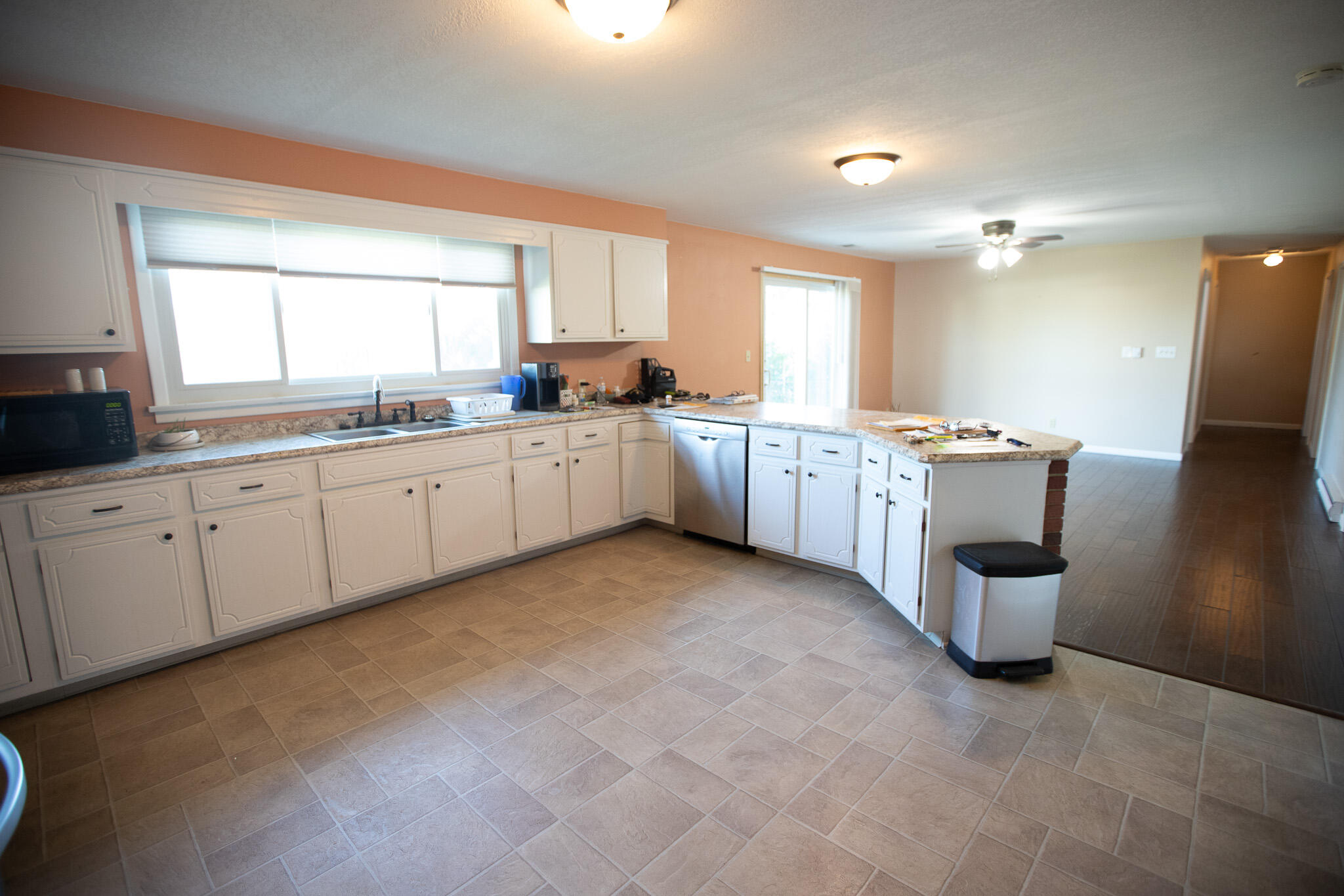 106 Valleyview Drive, Wapakoneta, Ohio 45895