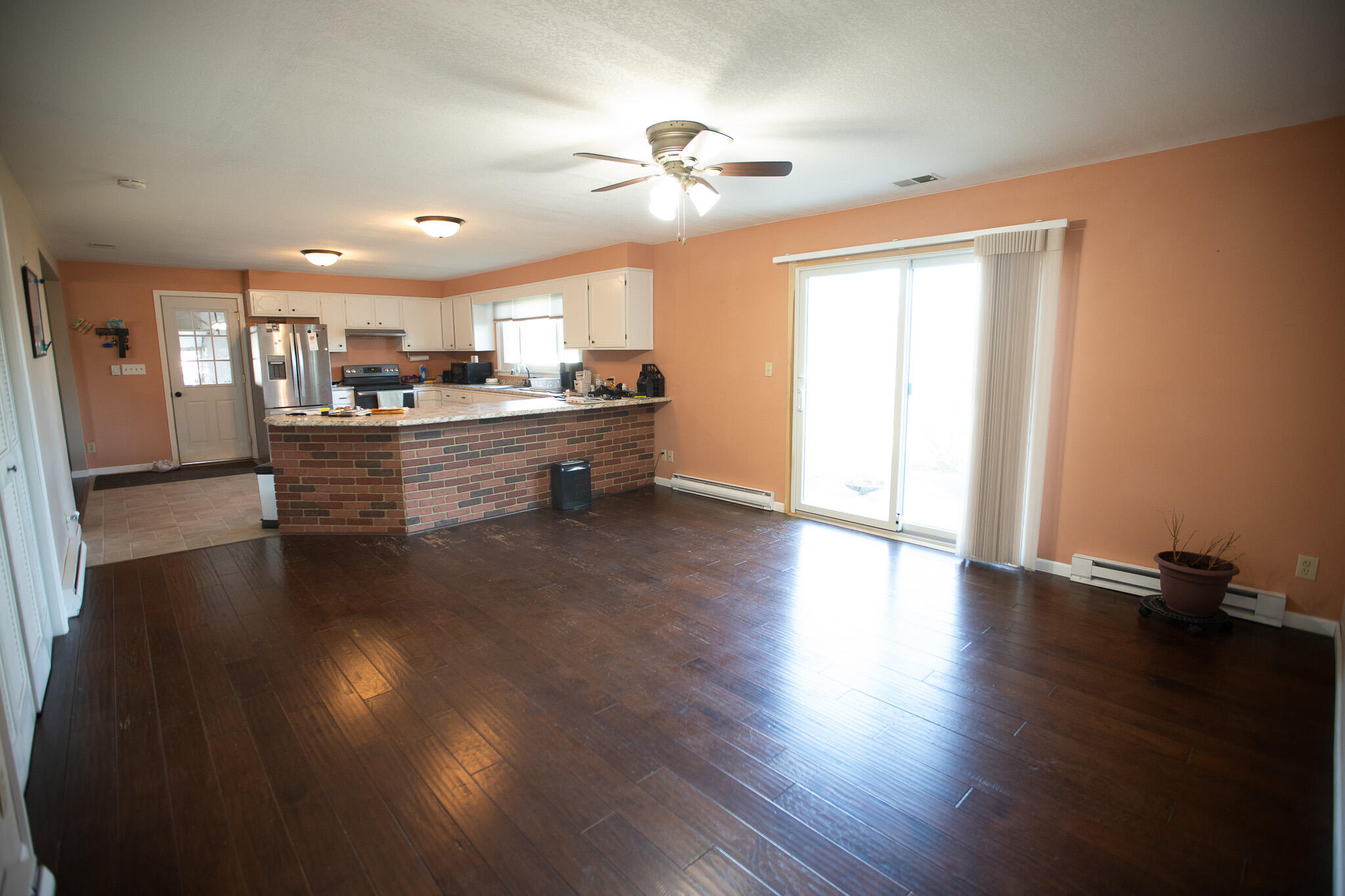 106 Valleyview Drive, Wapakoneta, Ohio 45895