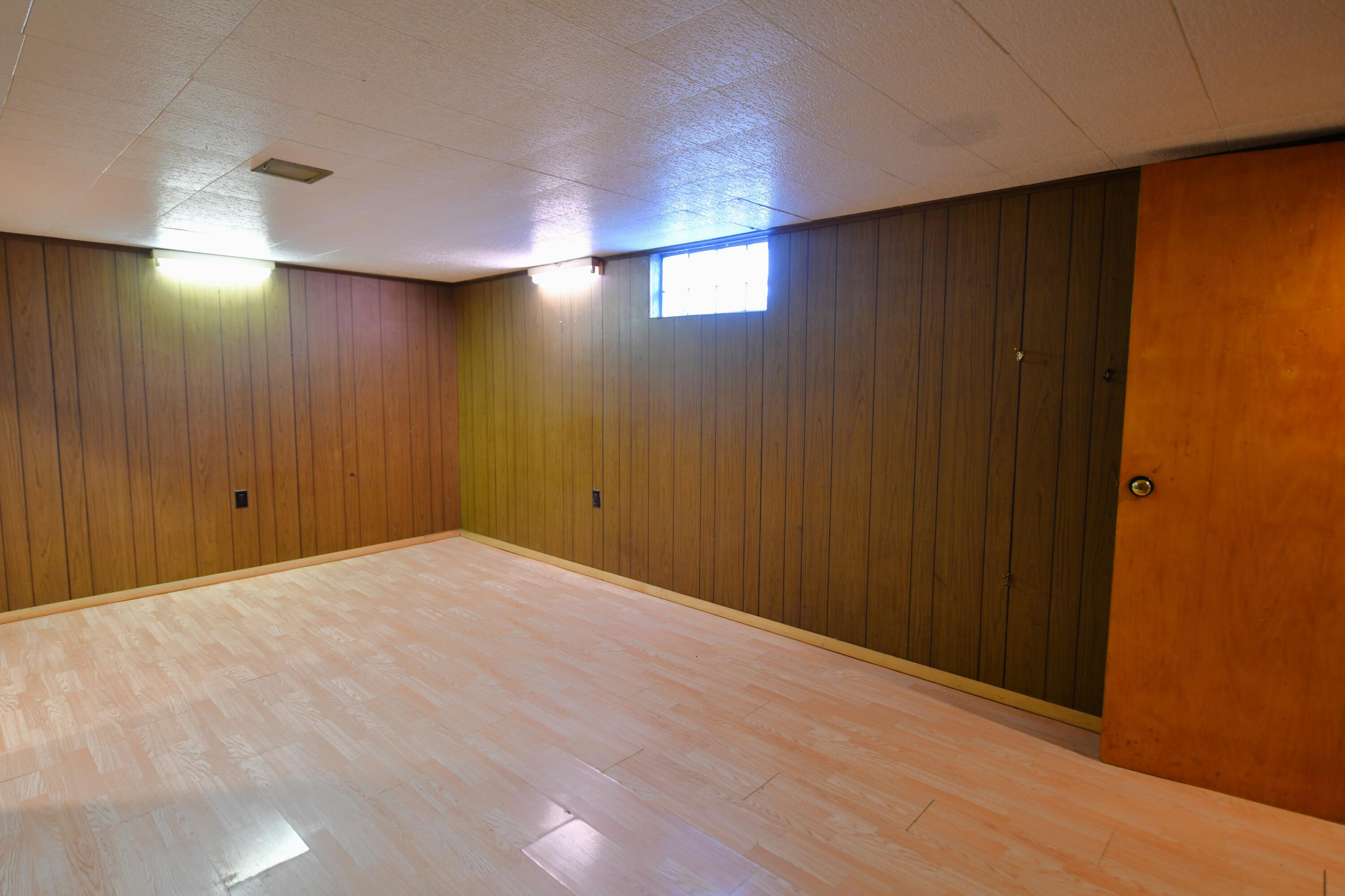 832 Wood Street, Versailles, Ohio 45380