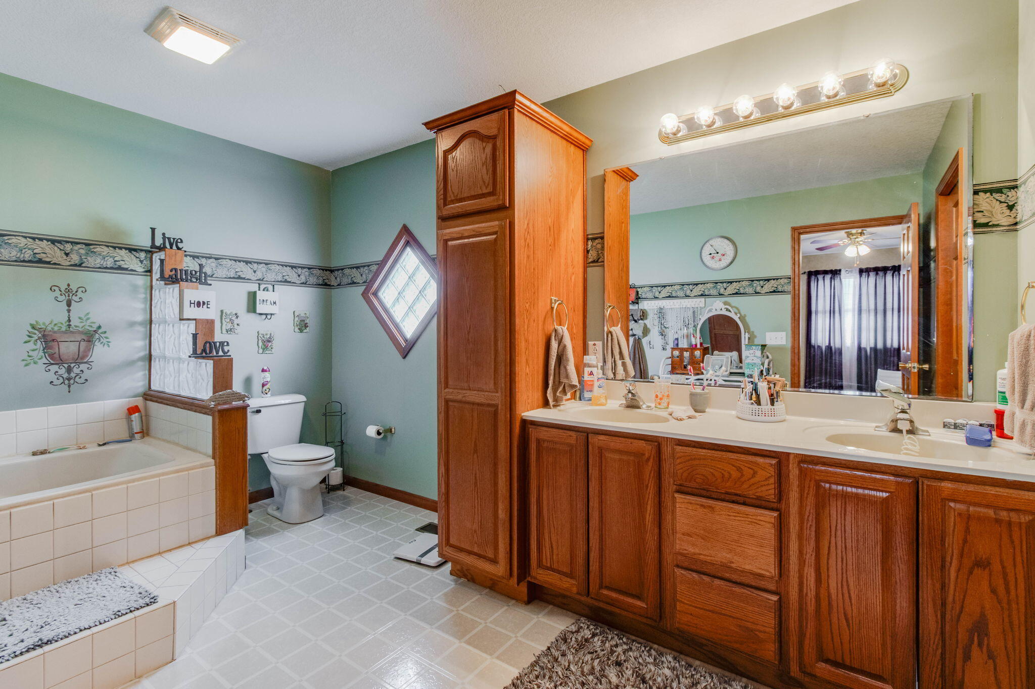 101 Sapphire Street, Anna, Ohio 45302