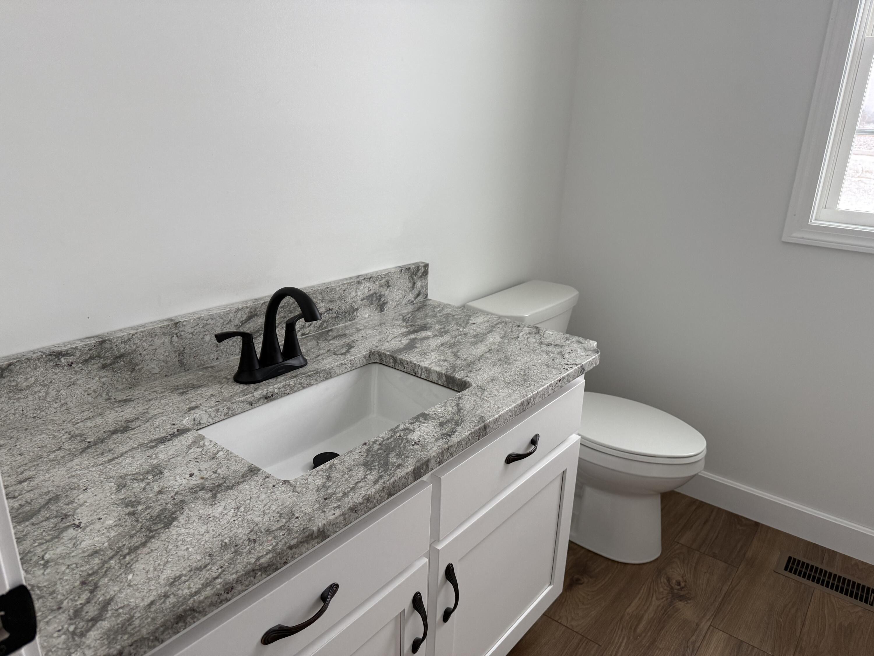 101 Saxony Drive, New Knoxville, Ohio 45871