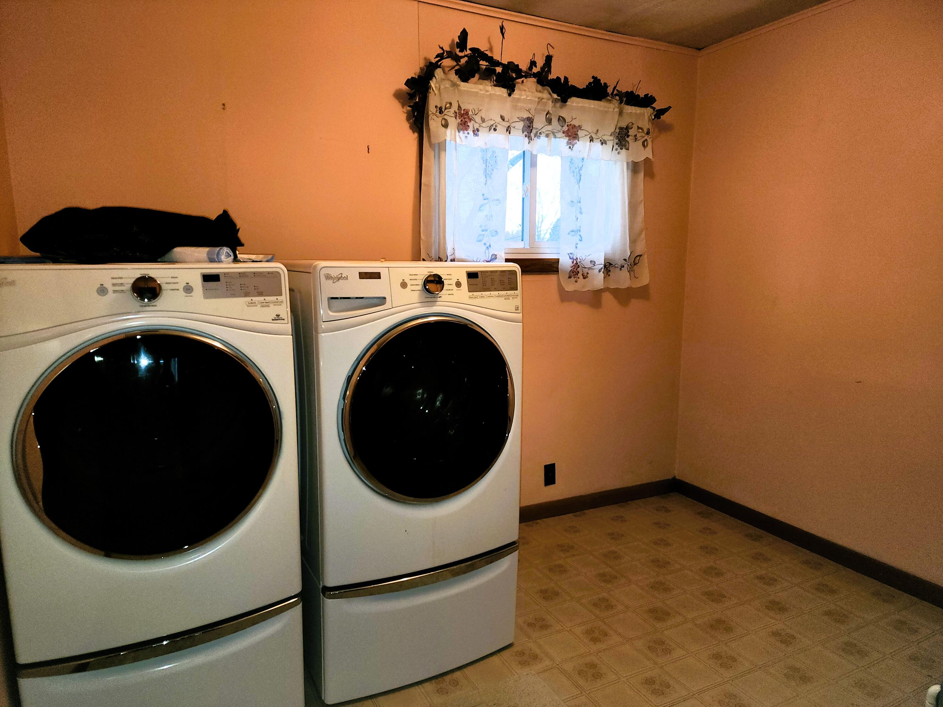 520 Oil Street, Saint Marys, Ohio 45885