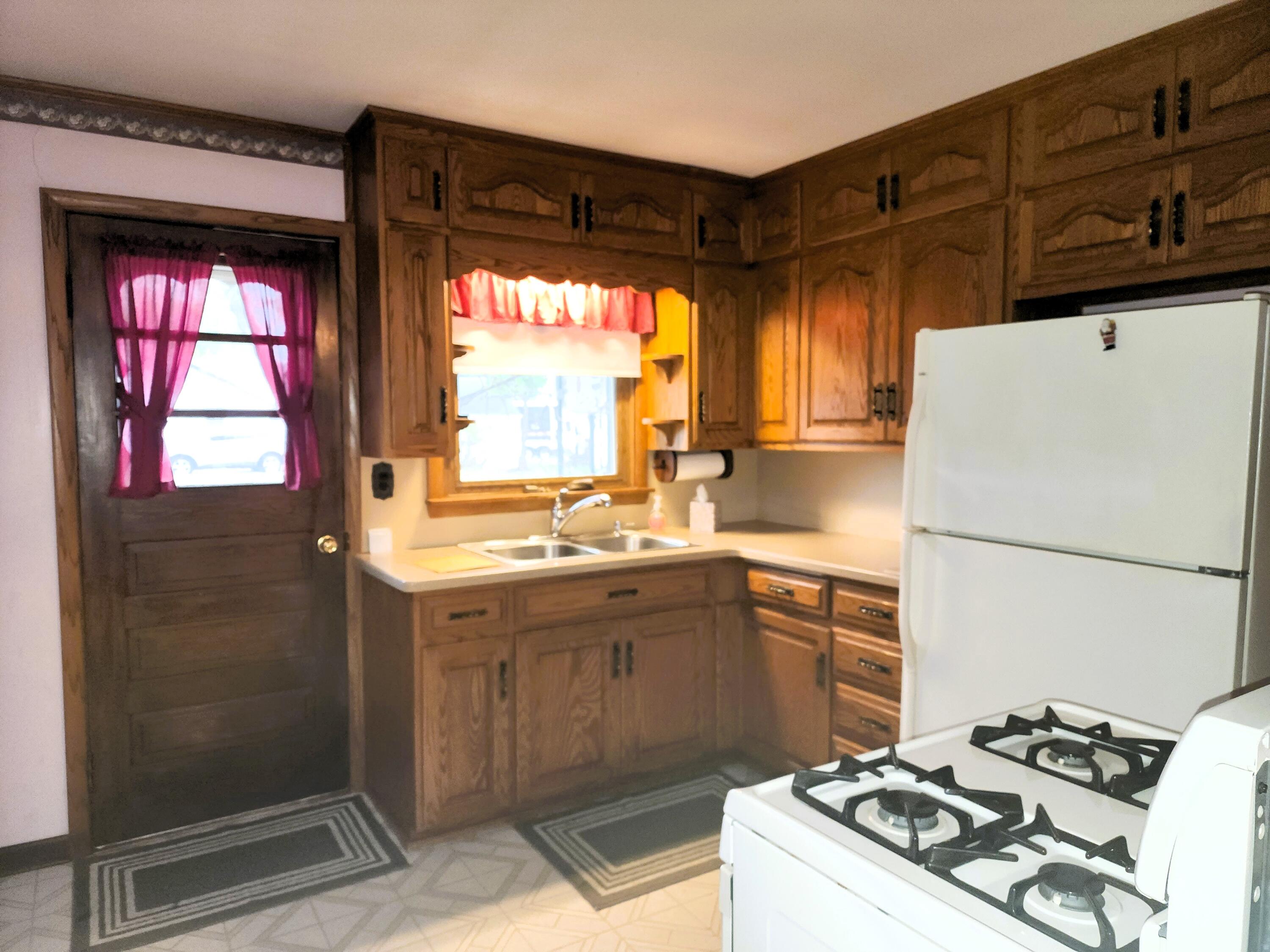 520 Oil Street, Saint Marys, Ohio 45885