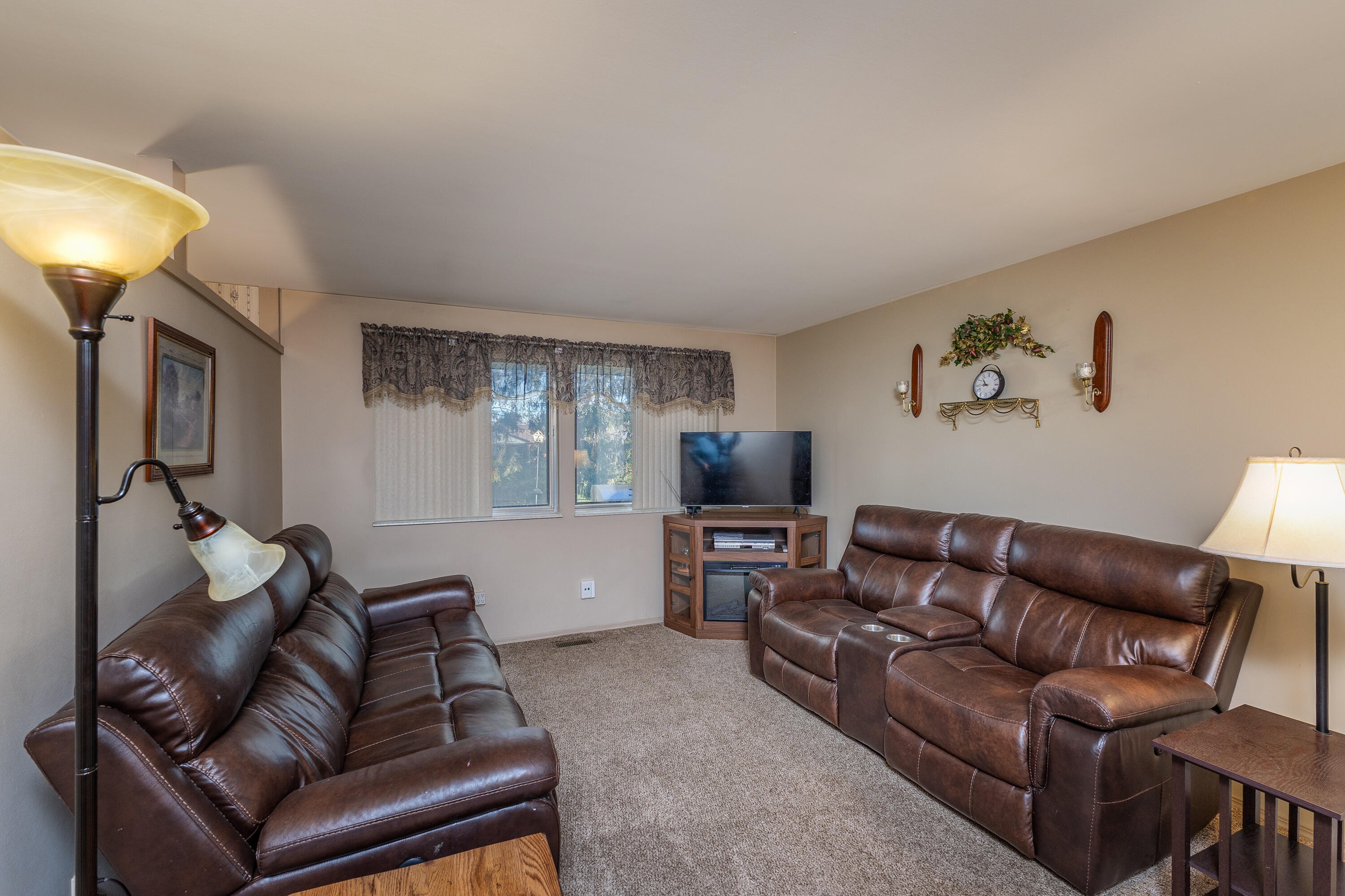 4937 Arrowview Drive, Dayton, Ohio 45424