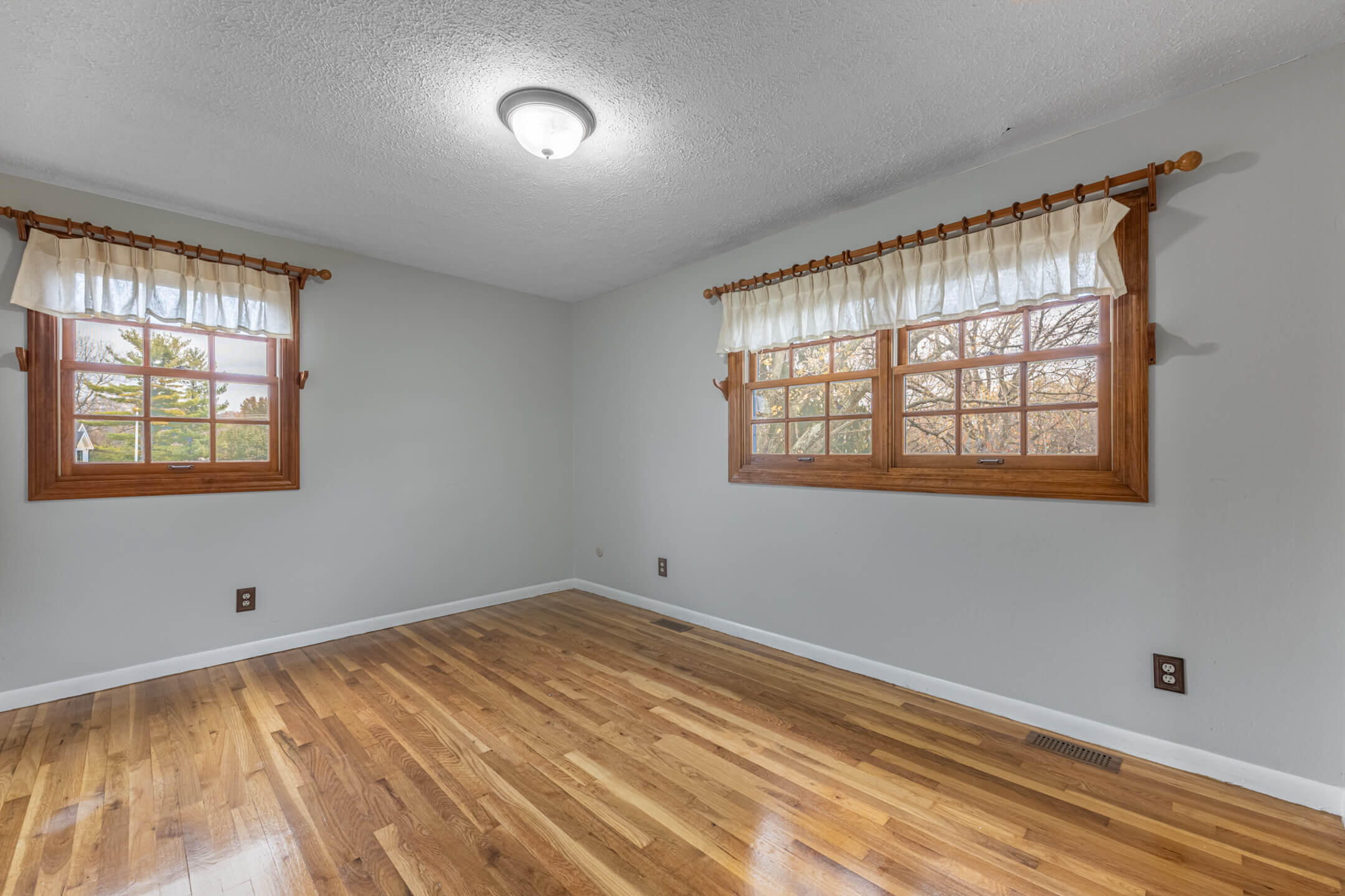 2447 Hemphill Road, Dayton, Ohio 45440