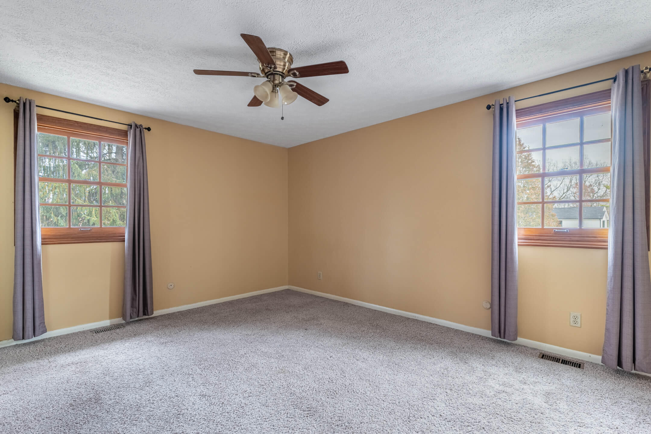 2447 Hemphill Road, Dayton, Ohio 45440